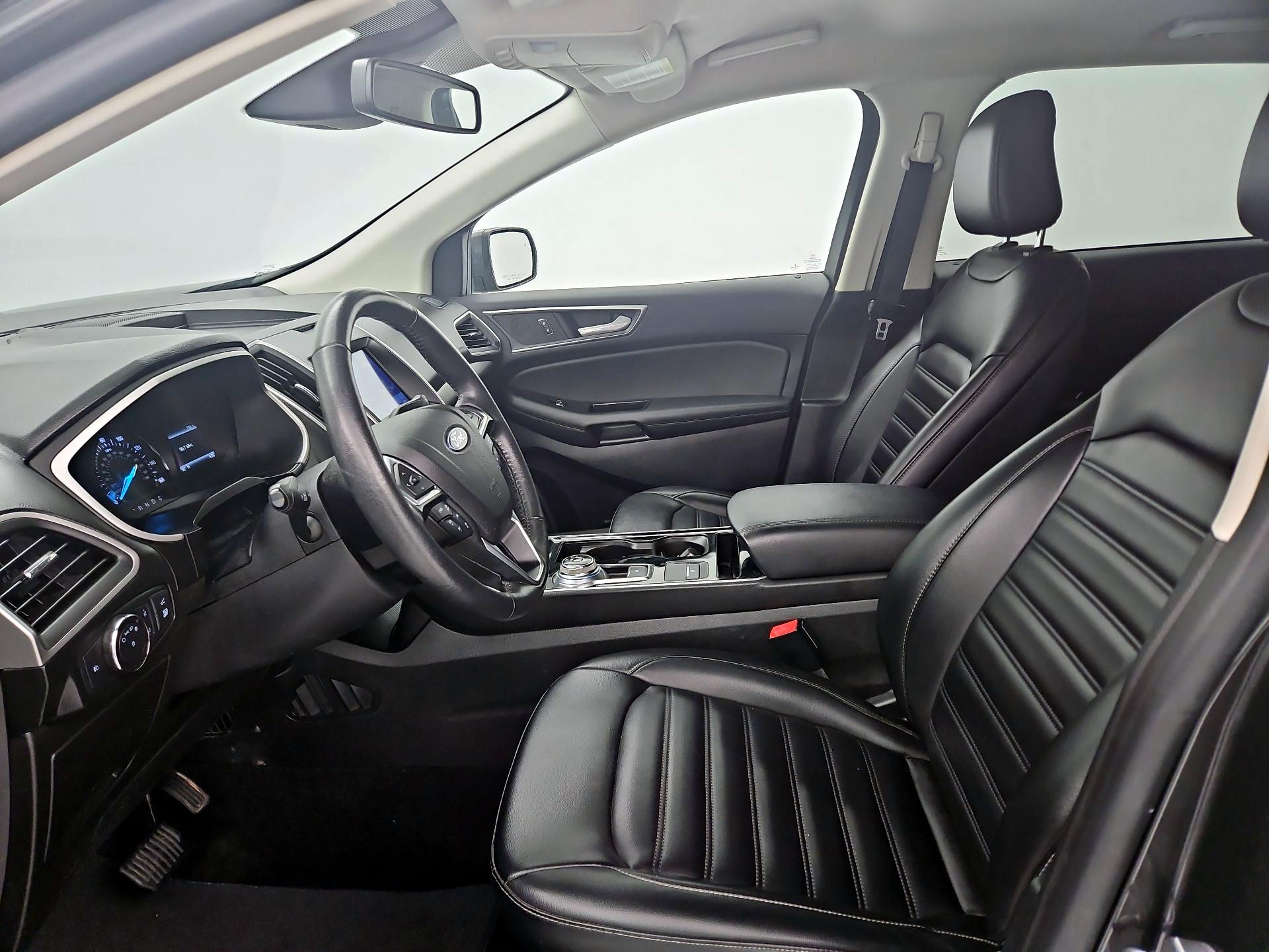 Thumbnail: 2020 Ford Edge - 11