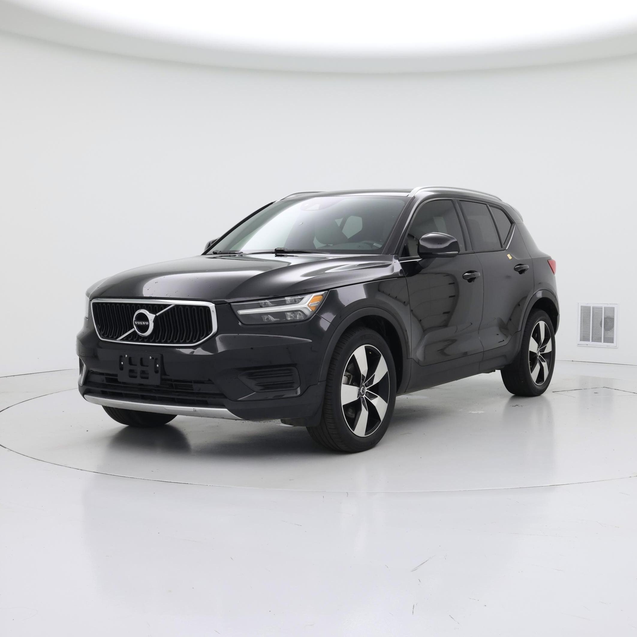Thumbnail: 2020 Volvo XC40 - 4