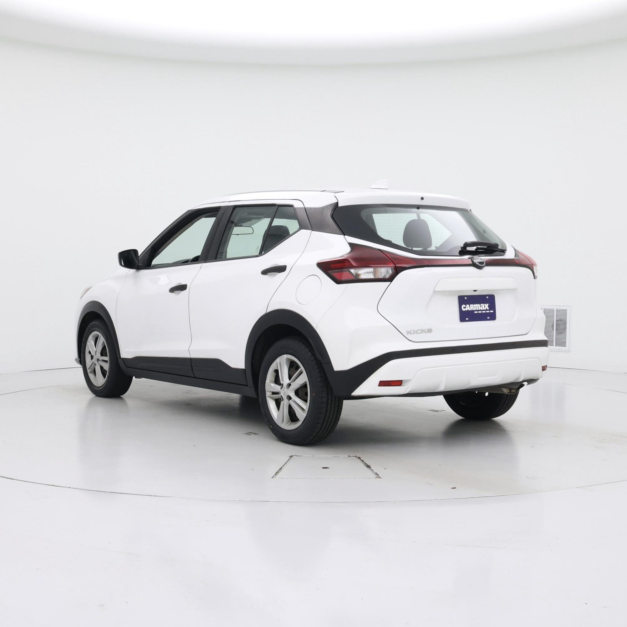 Thumbnail: 2022 Nissan Kicks - 2