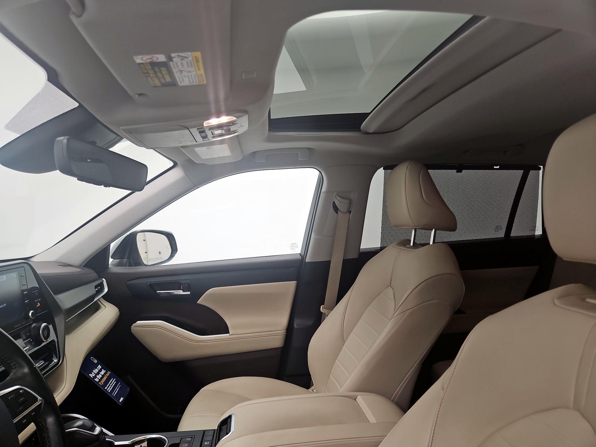 Thumbnail: 2021 Toyota Highlander - 19