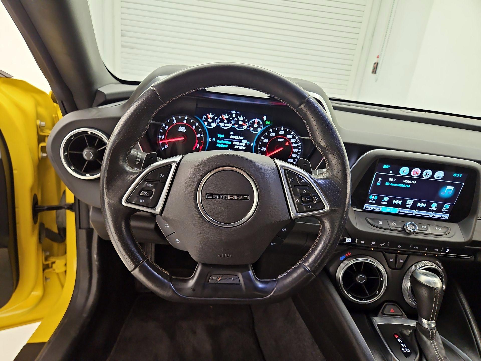 Thumbnail: 2017 Chevrolet Camaro - 10