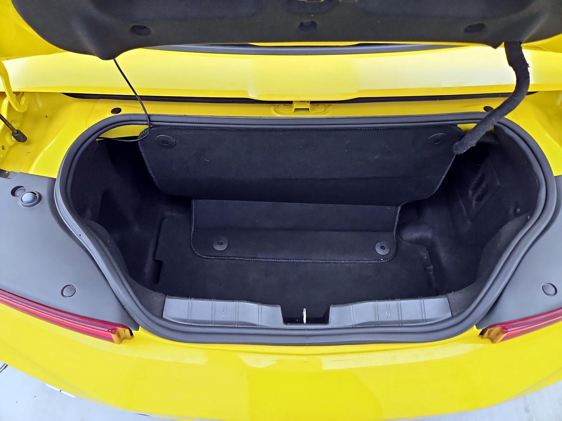 Thumbnail: 2017 Chevrolet Camaro - 19