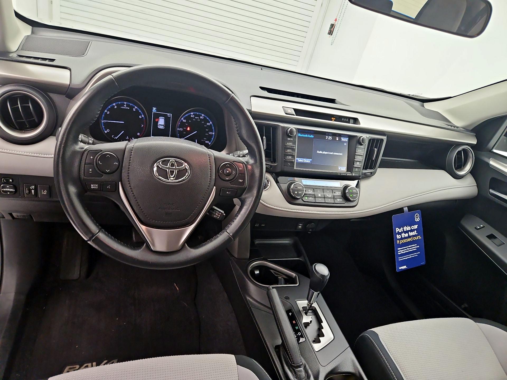 Thumbnail: 2017 Toyota RAV4 - 9