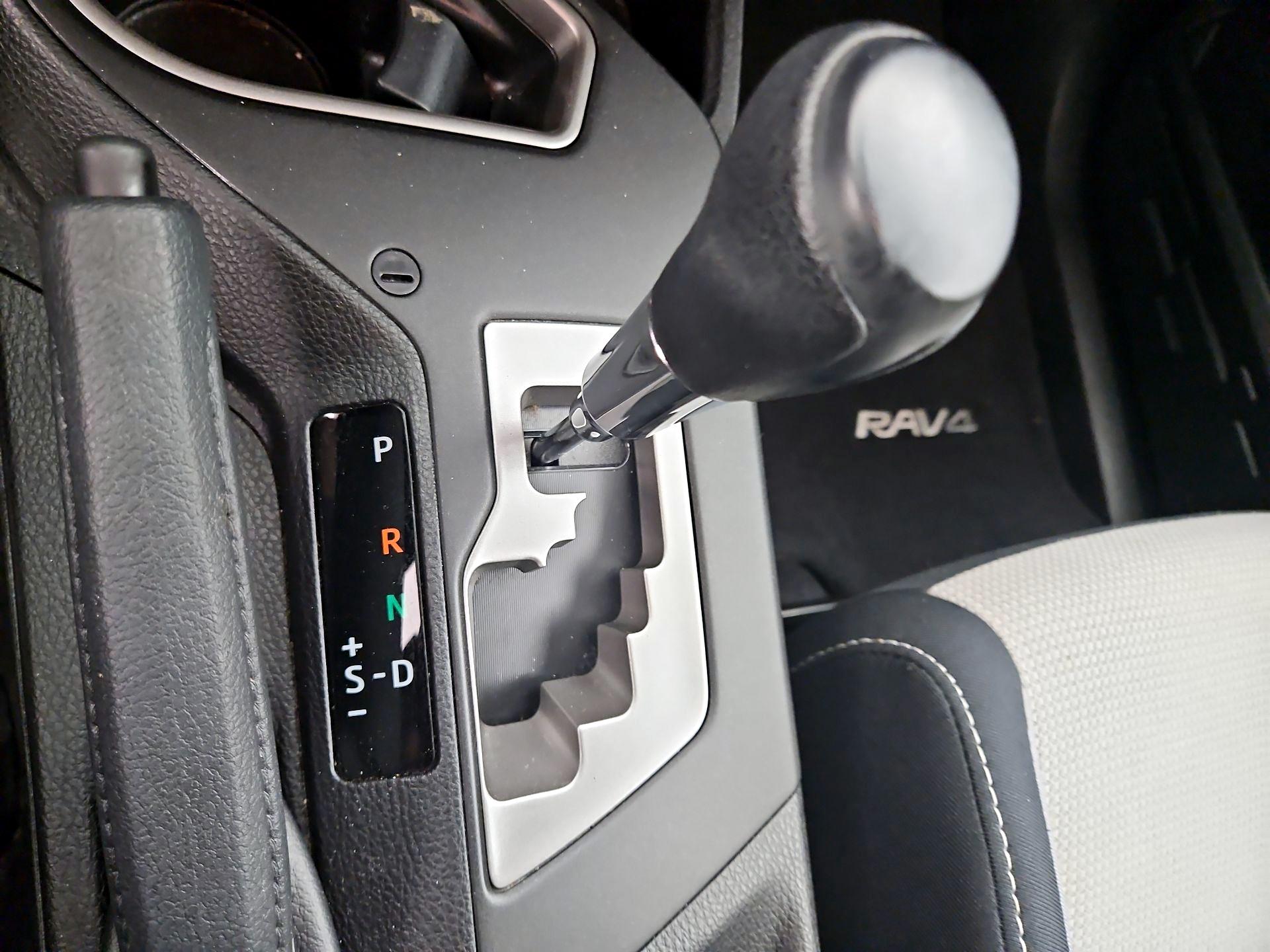 Thumbnail: 2017 Toyota RAV4 - 17