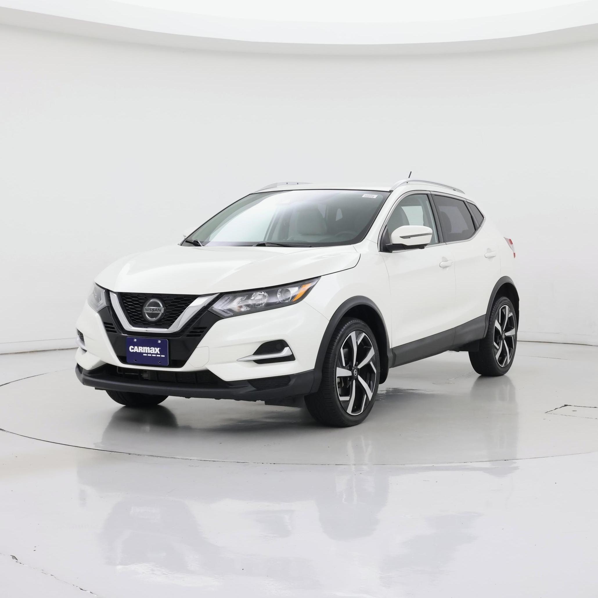 Thumbnail: 2020 Nissan Rogue Sport - 4
