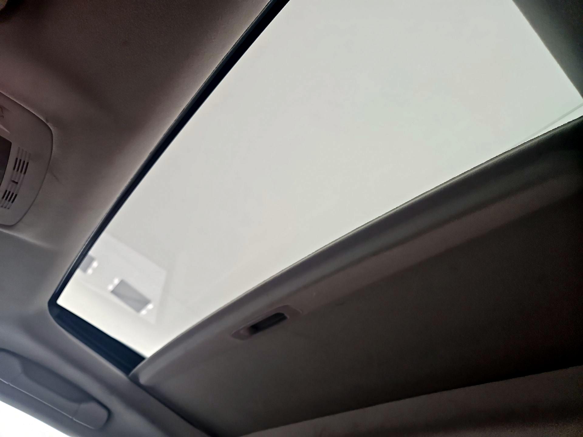 Thumbnail: 2015 Lexus RX - 20