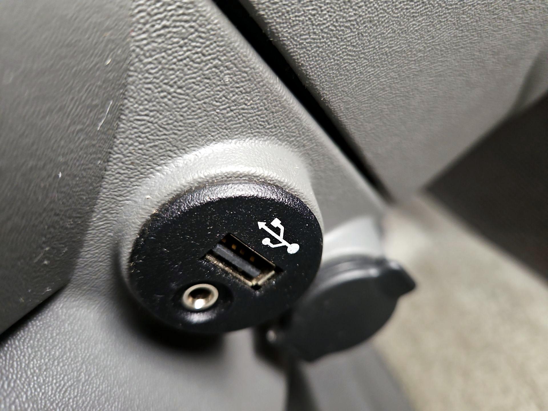 Thumbnail: 2017 Nissan Frontier - 17