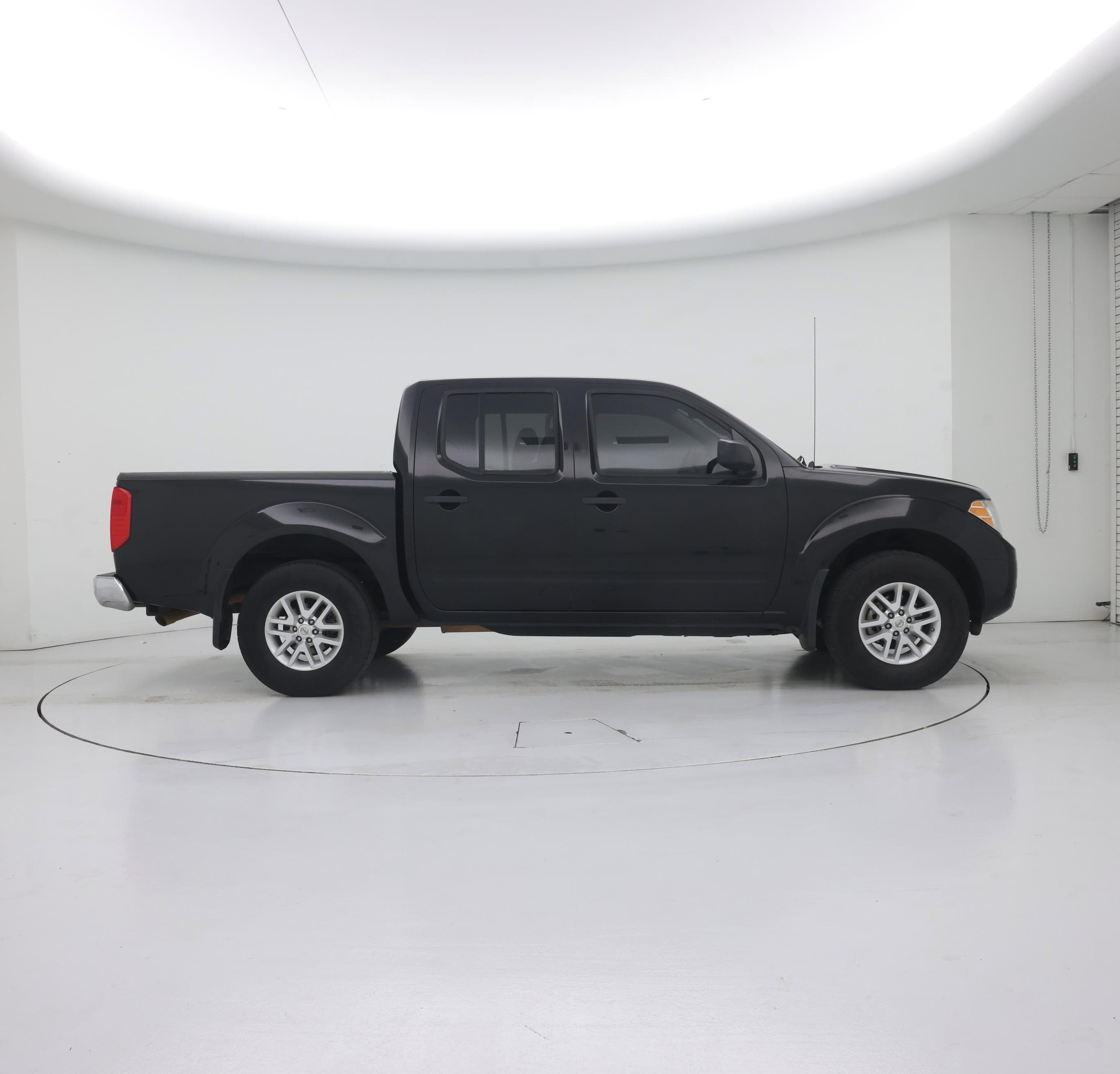 Thumbnail: 2017 Nissan Frontier - 7