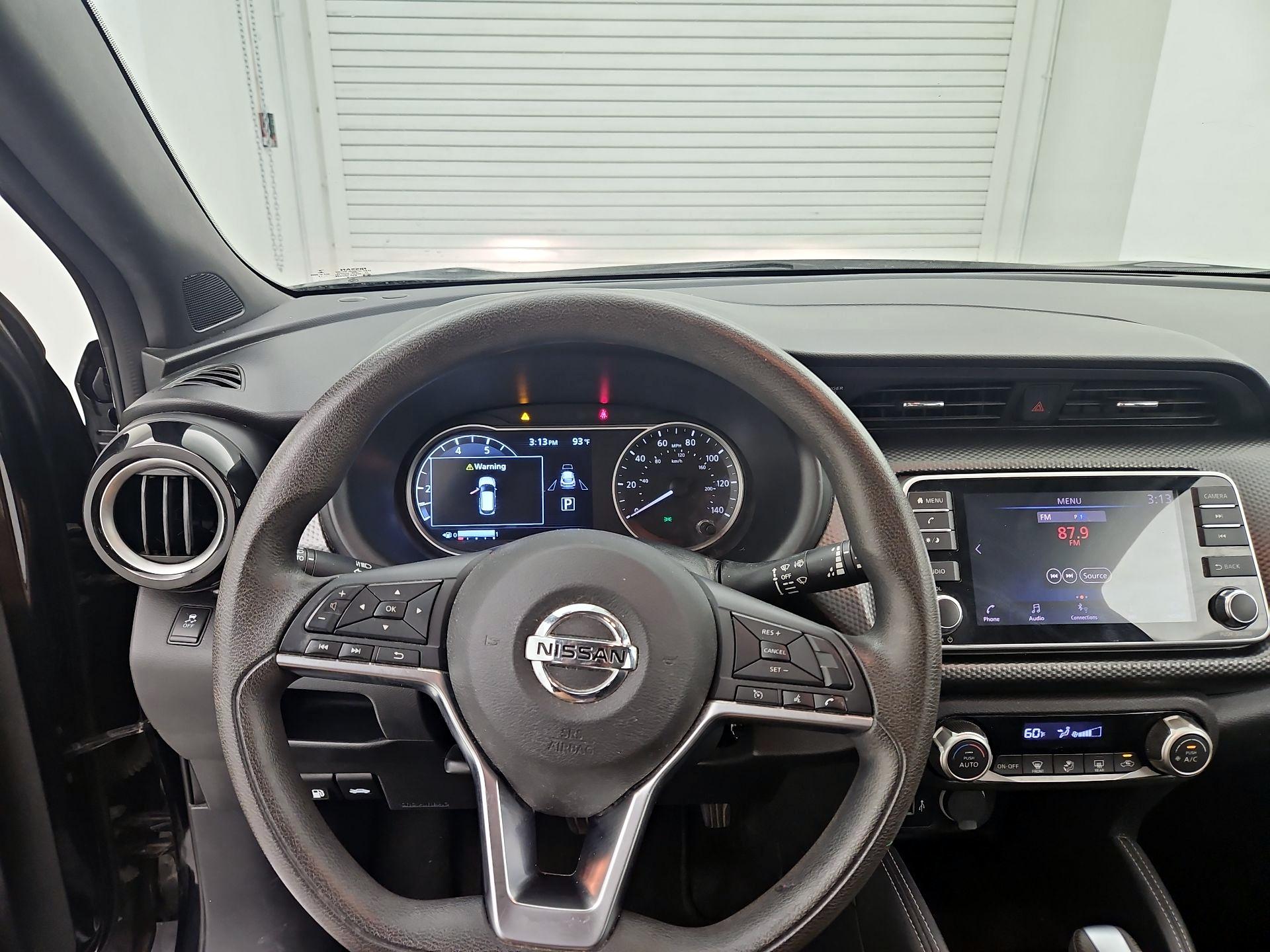 Thumbnail: 2019 Nissan Kicks - 10