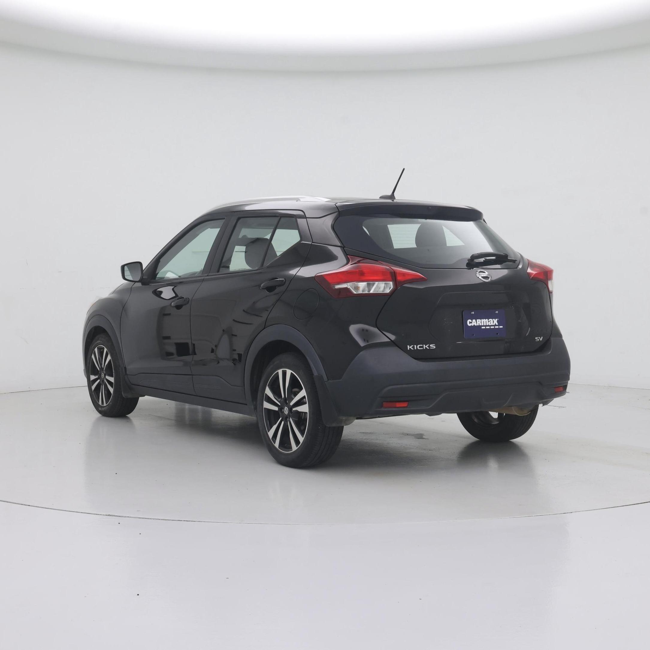 Thumbnail: 2019 Nissan Kicks - 2
