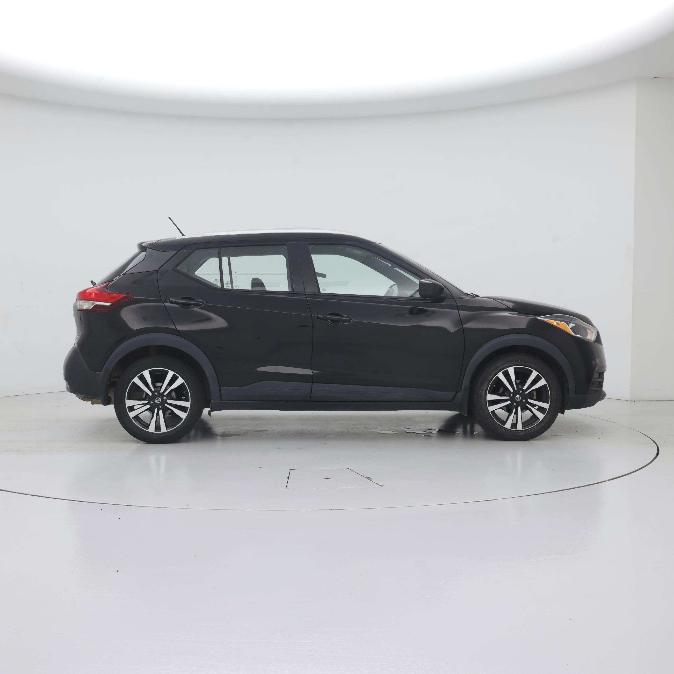 Thumbnail: 2019 Nissan Kicks - 7