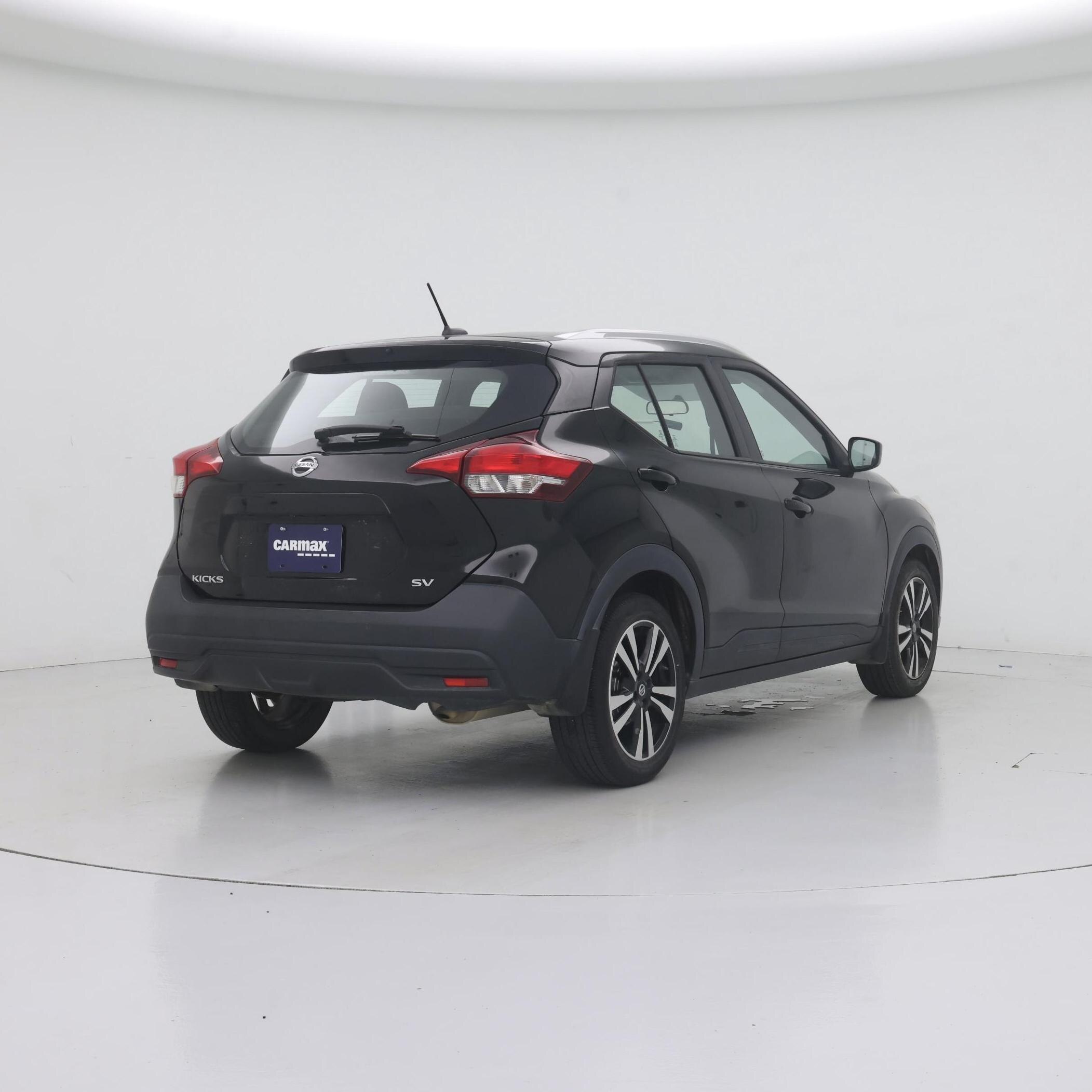 Thumbnail: 2019 Nissan Kicks - 8