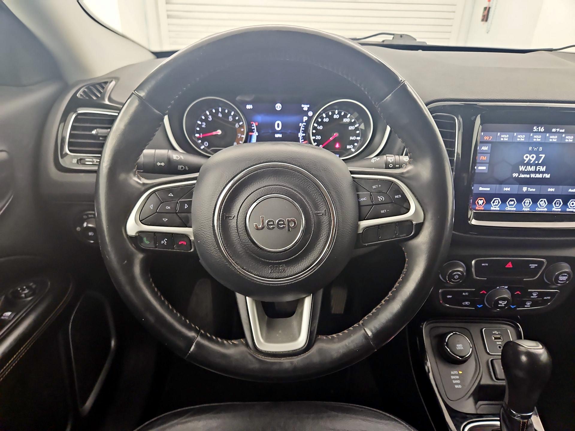 Thumbnail: 2019 Jeep Compass - 10