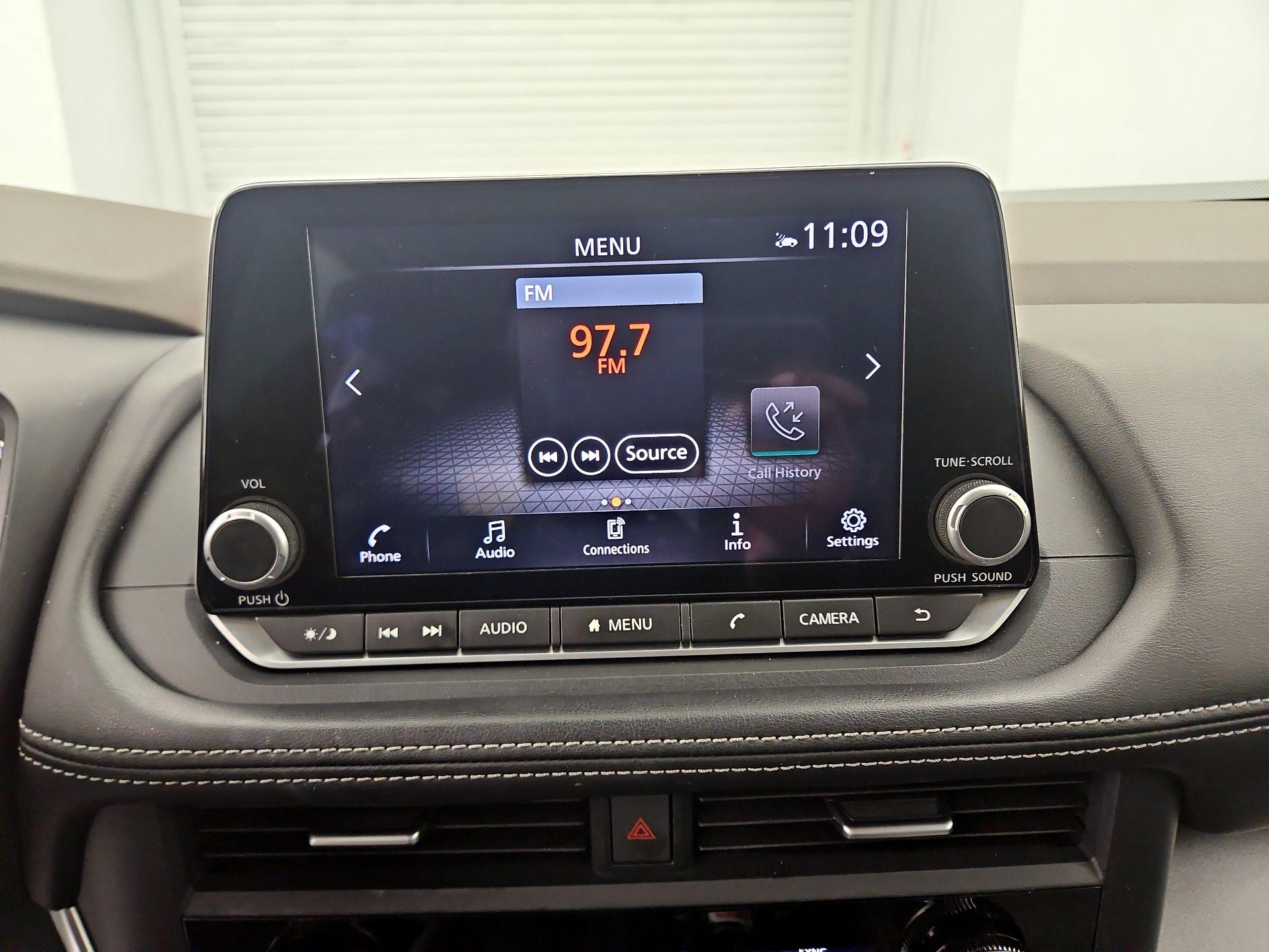 Thumbnail: 2023 Nissan Rogue - 15