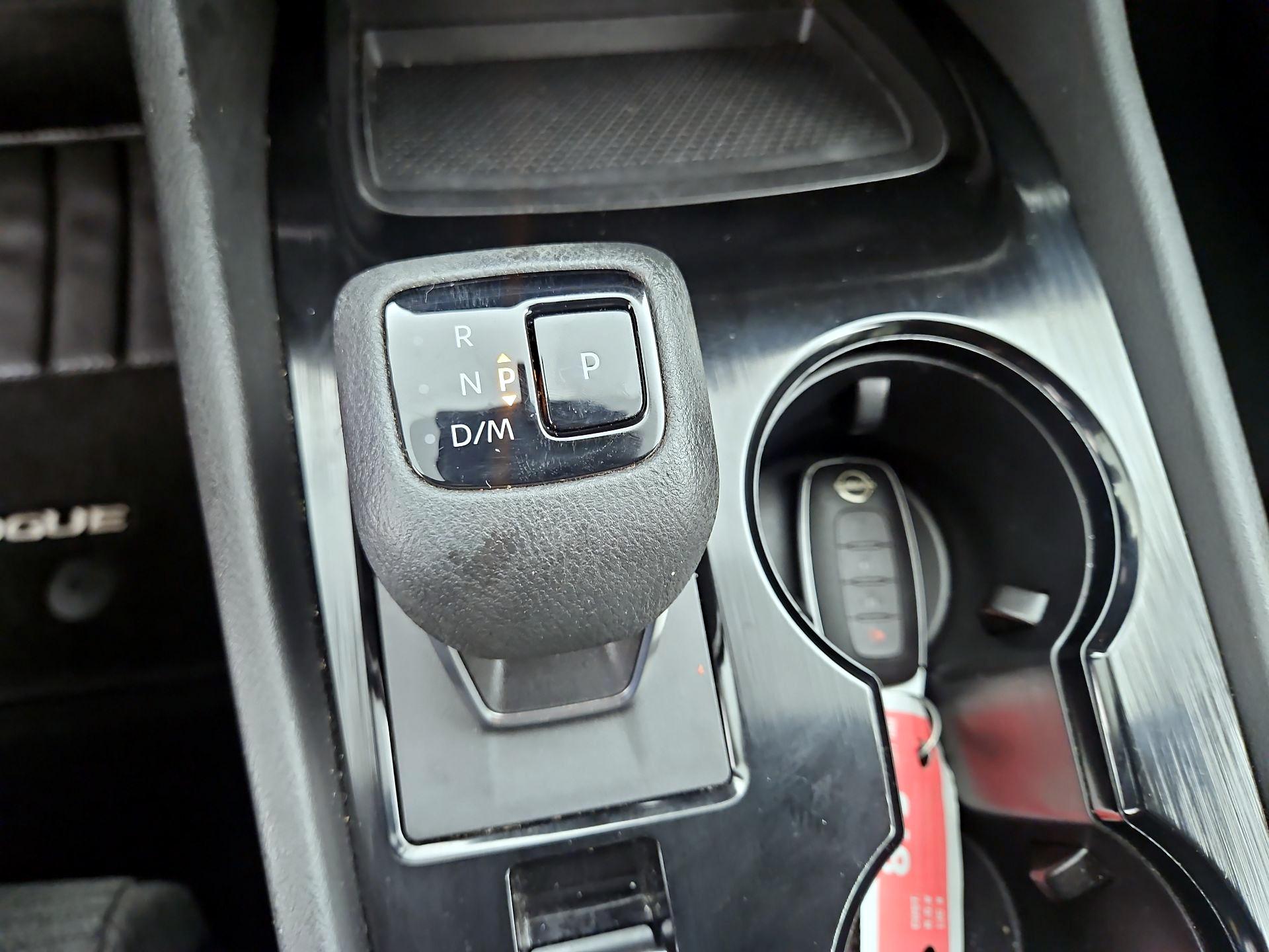 Thumbnail: 2023 Nissan Rogue - 17