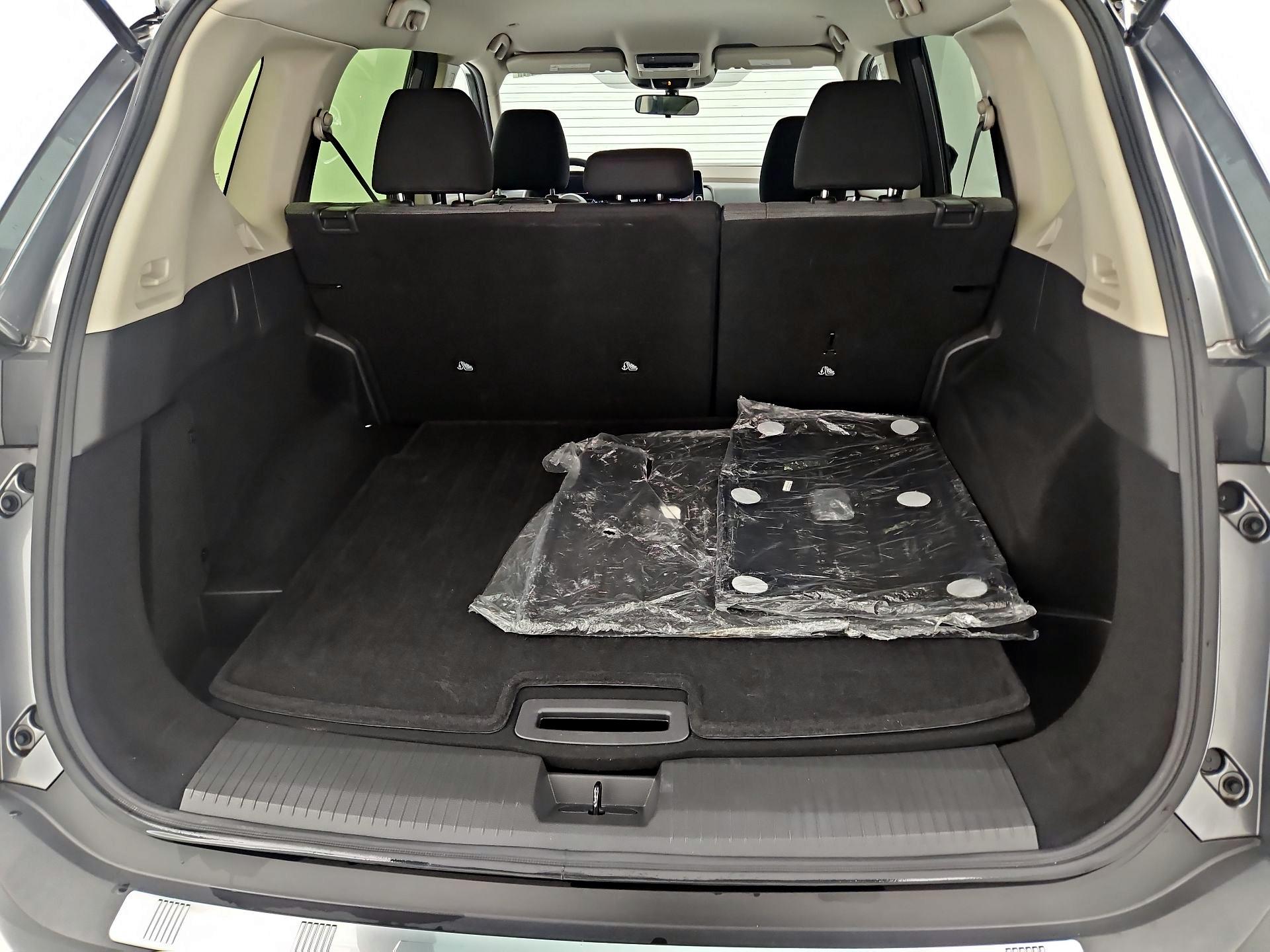 Thumbnail: 2023 Nissan Rogue - 20