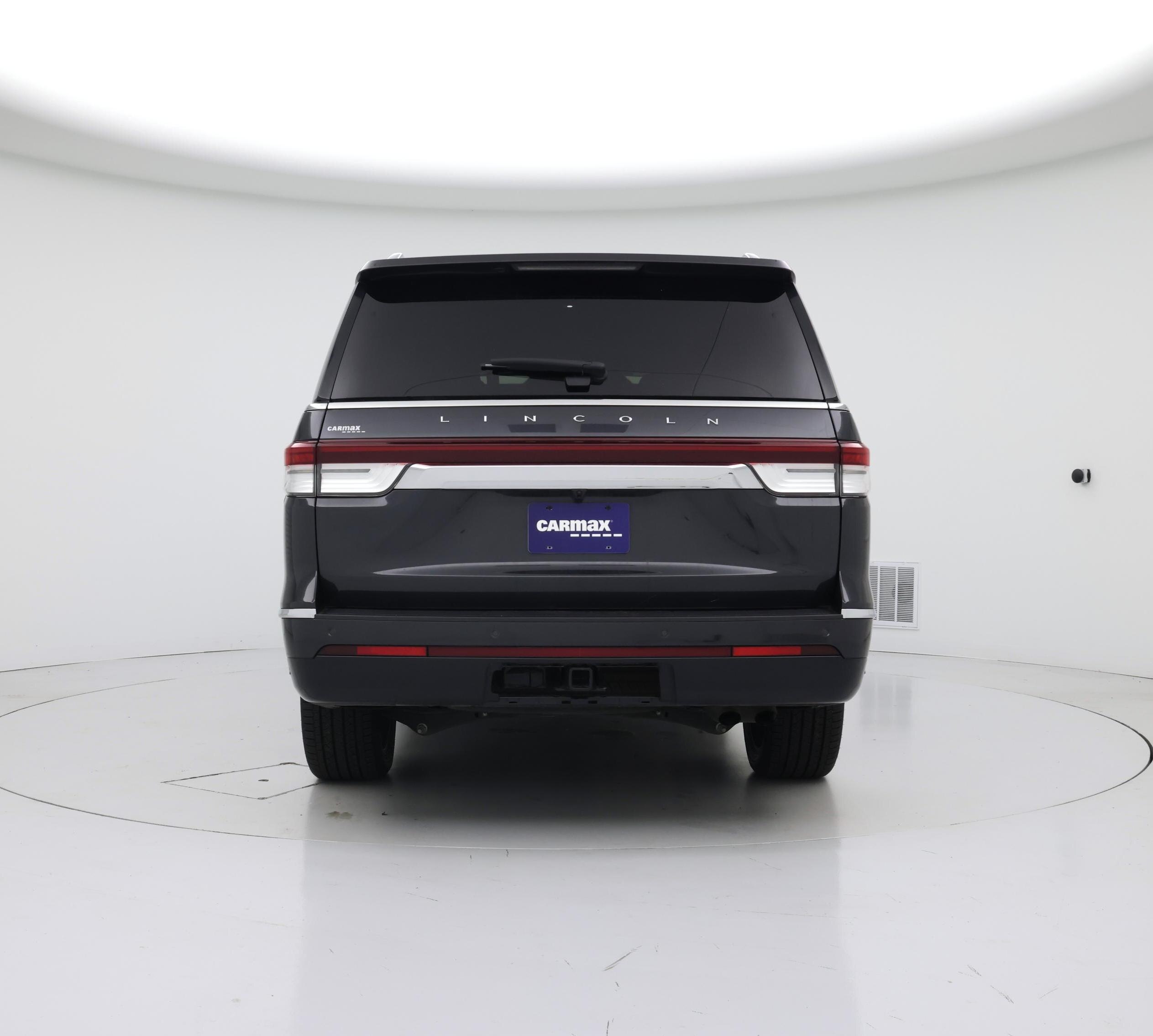 Thumbnail: 2023 Lincoln Navigator L - 6