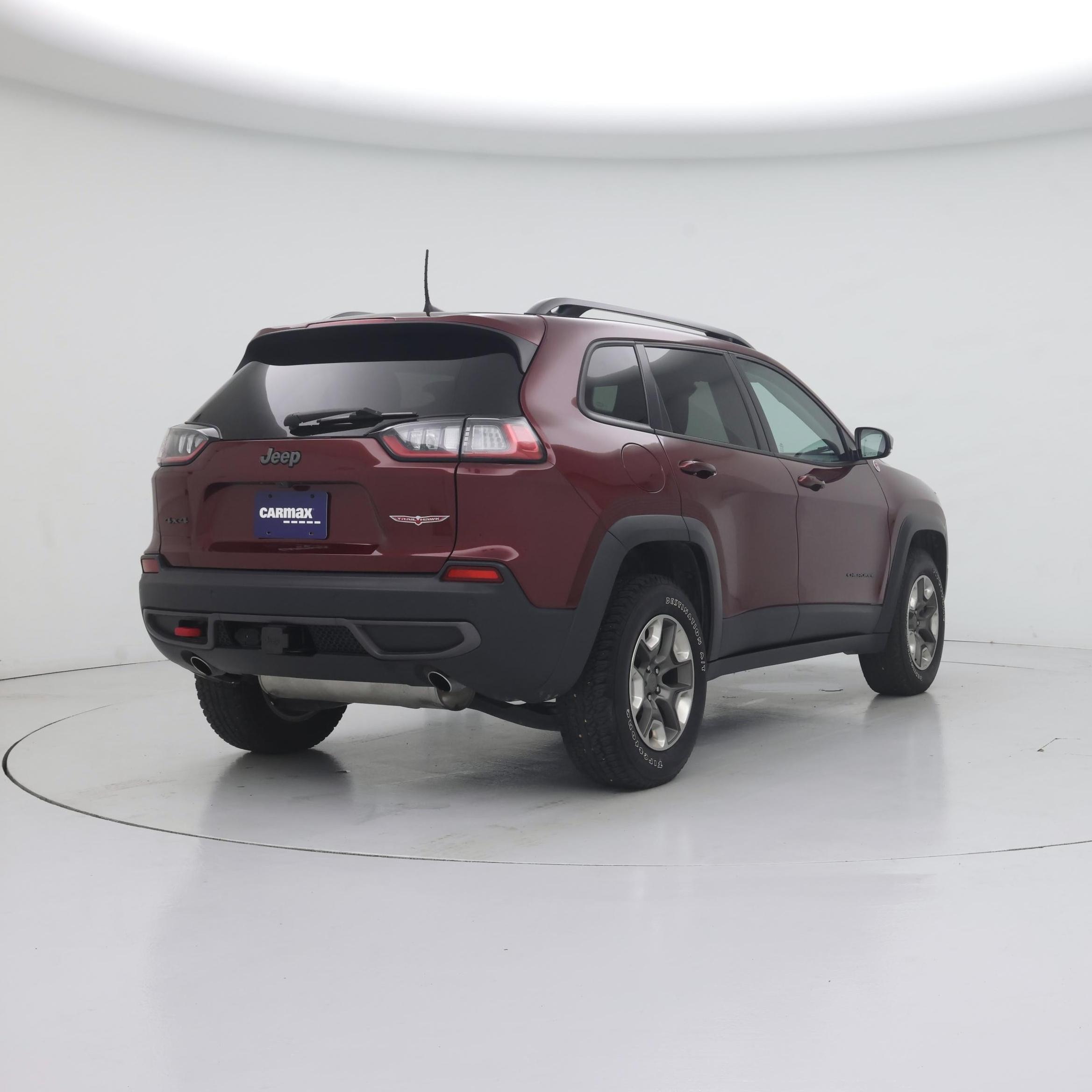 Thumbnail: 2019 Jeep Cherokee - 8