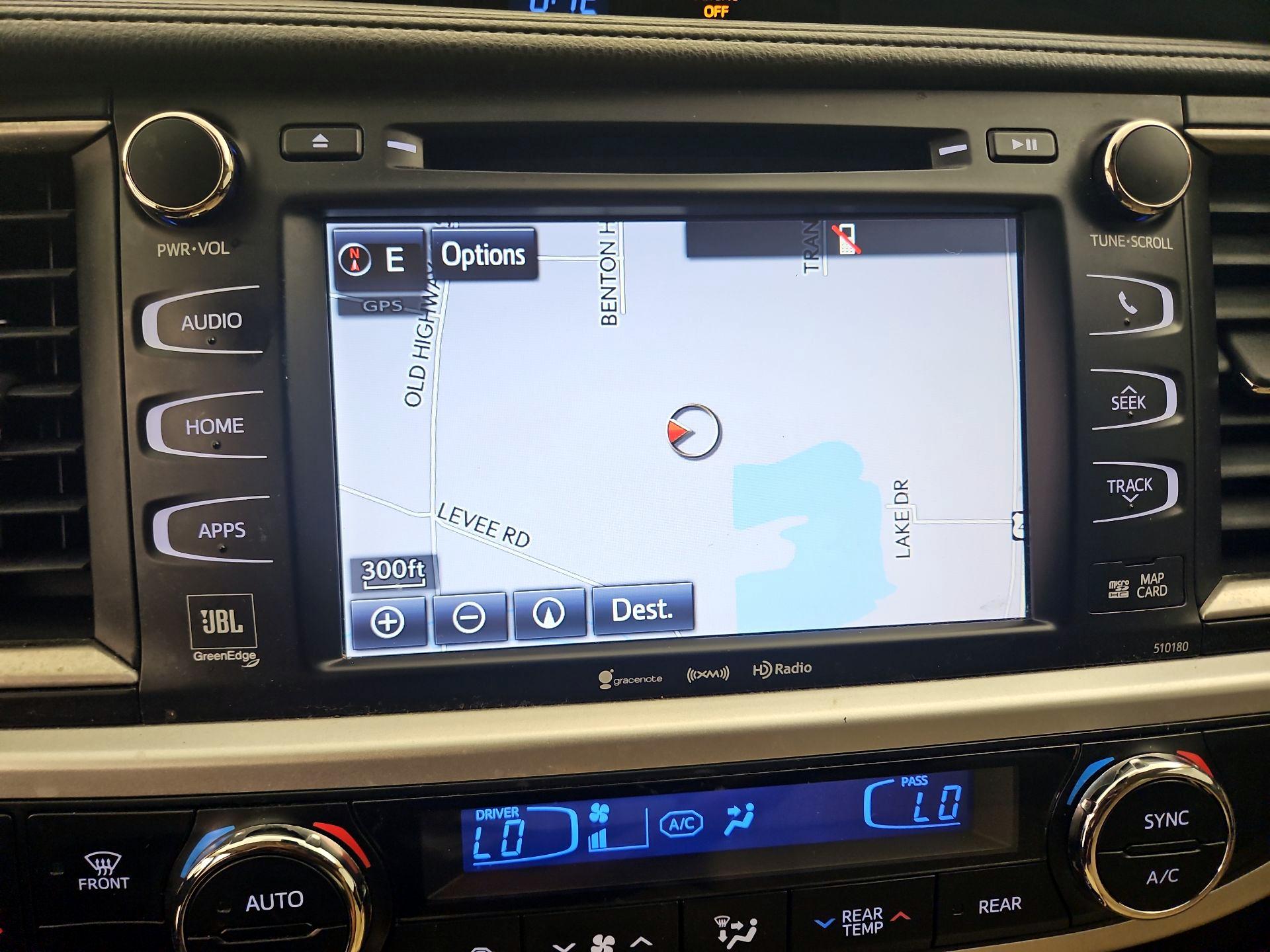 Thumbnail: 2018 Toyota Highlander - 14