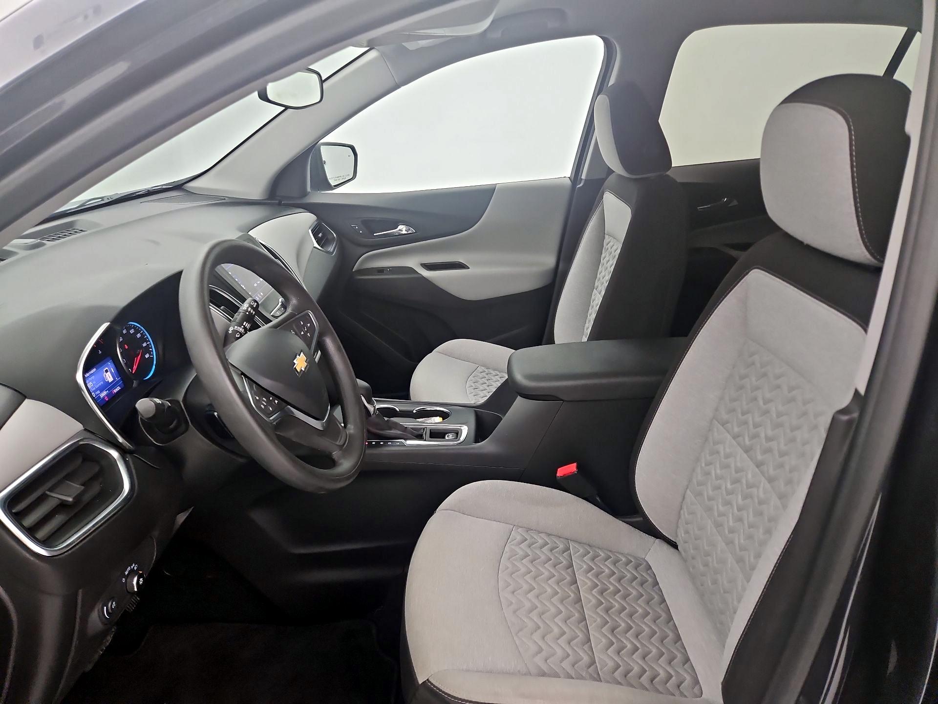 Thumbnail: 2022 Chevrolet Equinox - 11