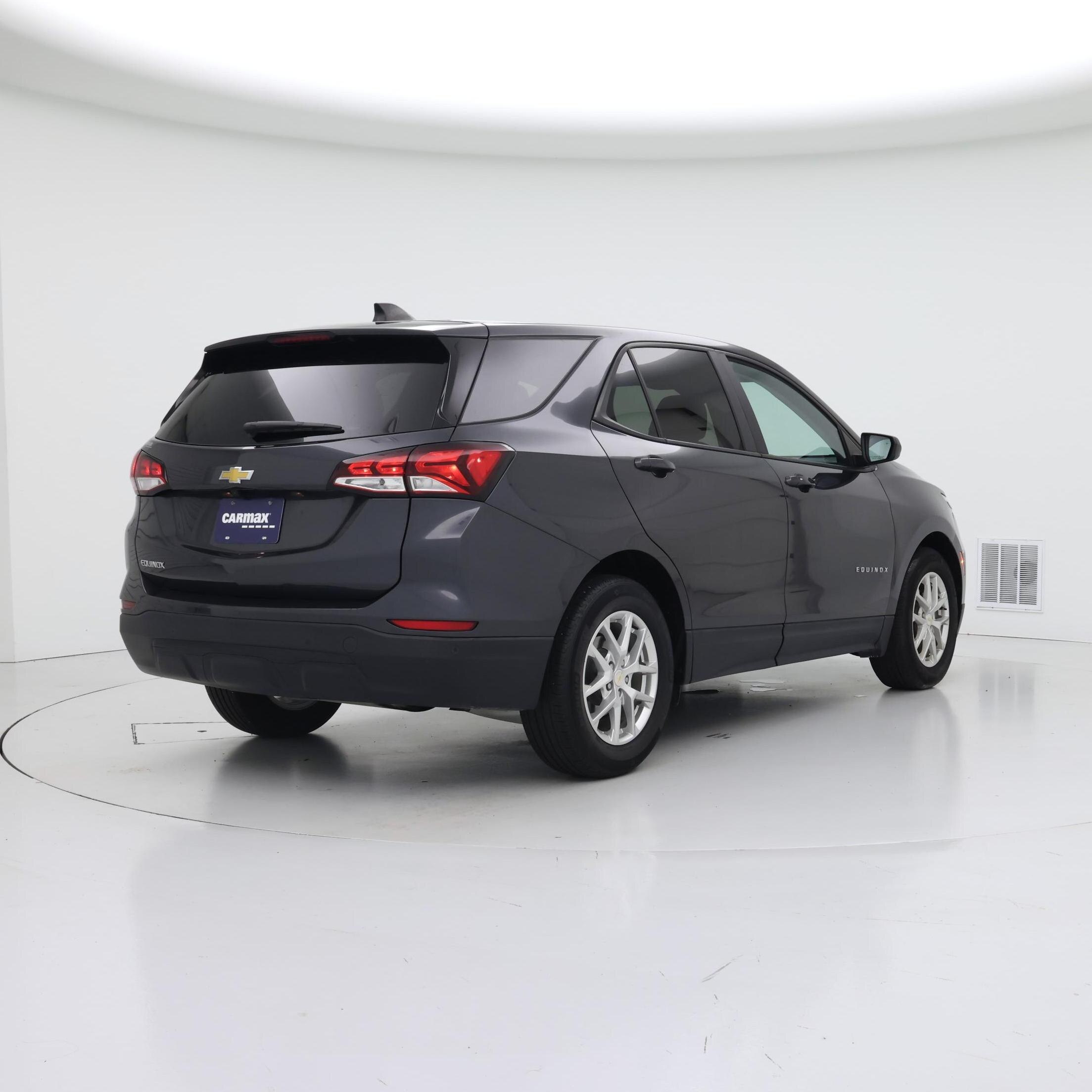 Thumbnail: 2022 Chevrolet Equinox - 8