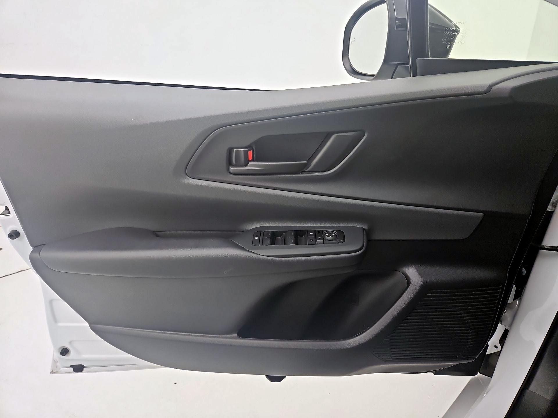 Thumbnail: 2025 Toyota Prius - 12