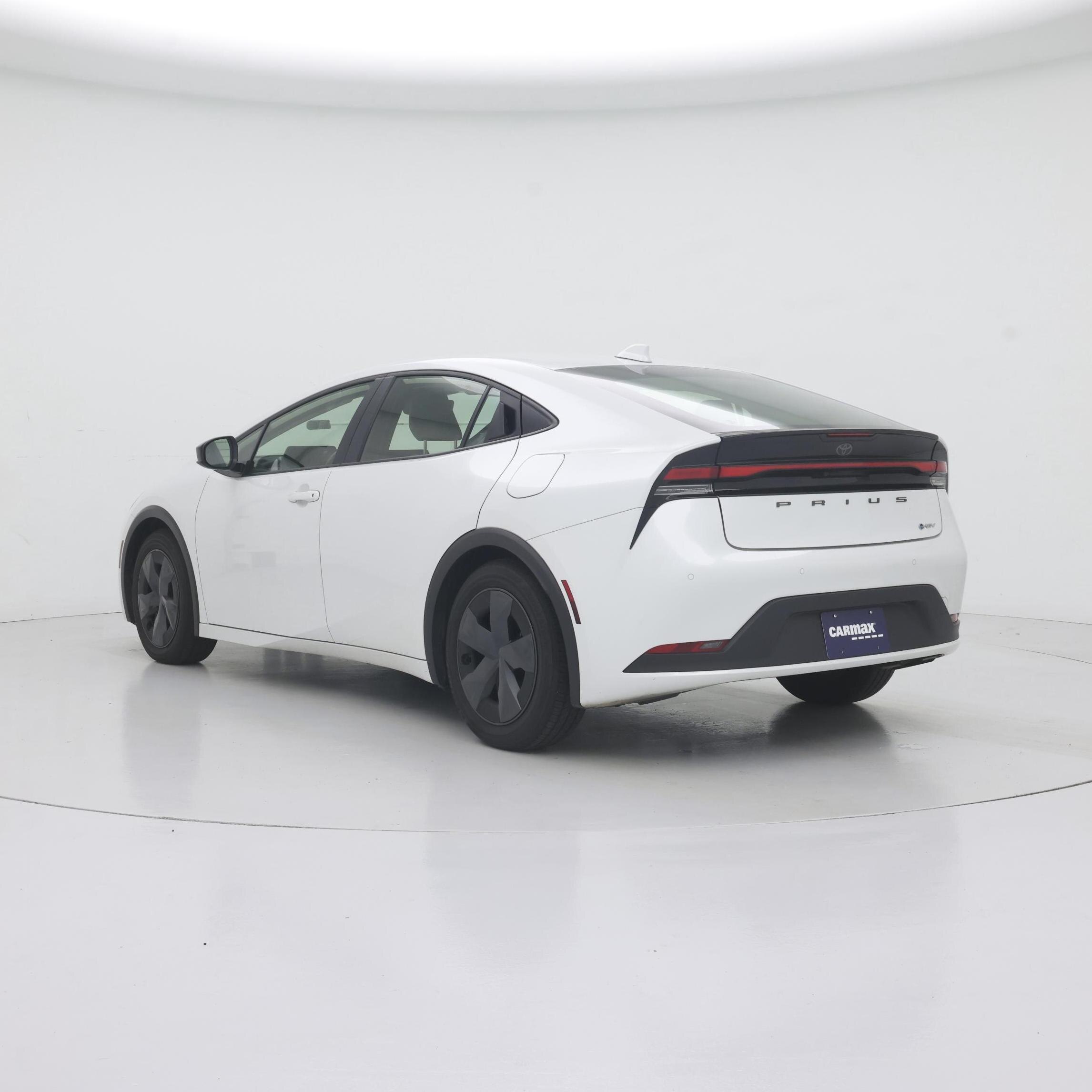 Thumbnail: 2025 Toyota Prius - 2