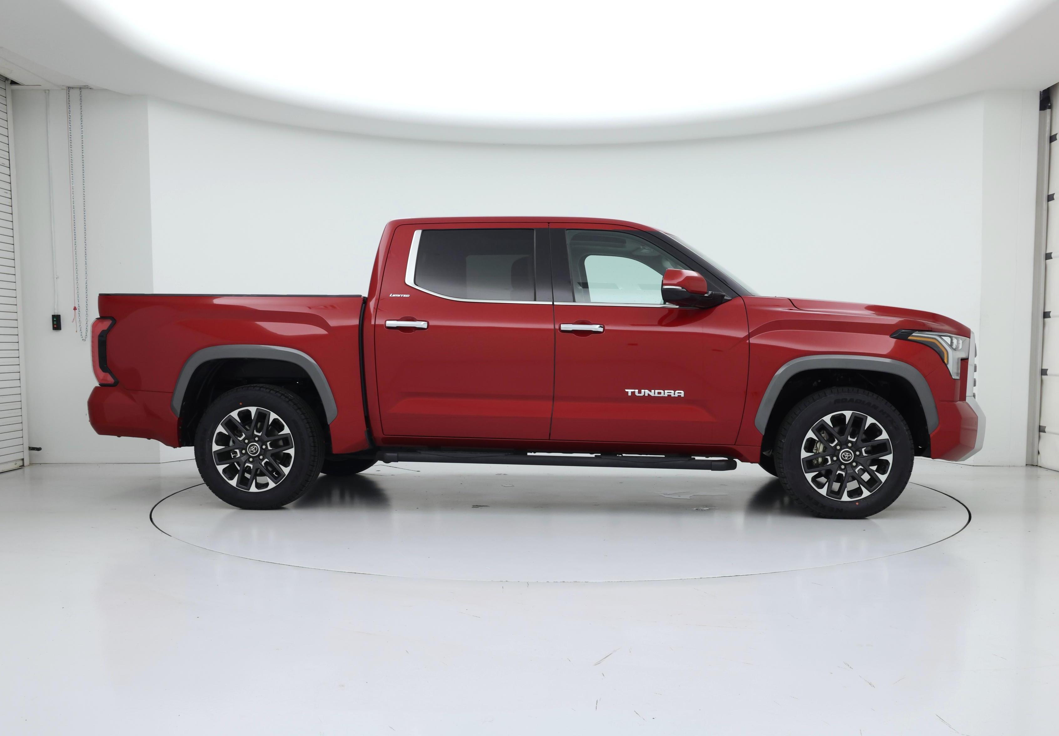 Thumbnail: 2022 Toyota Tundra - 7