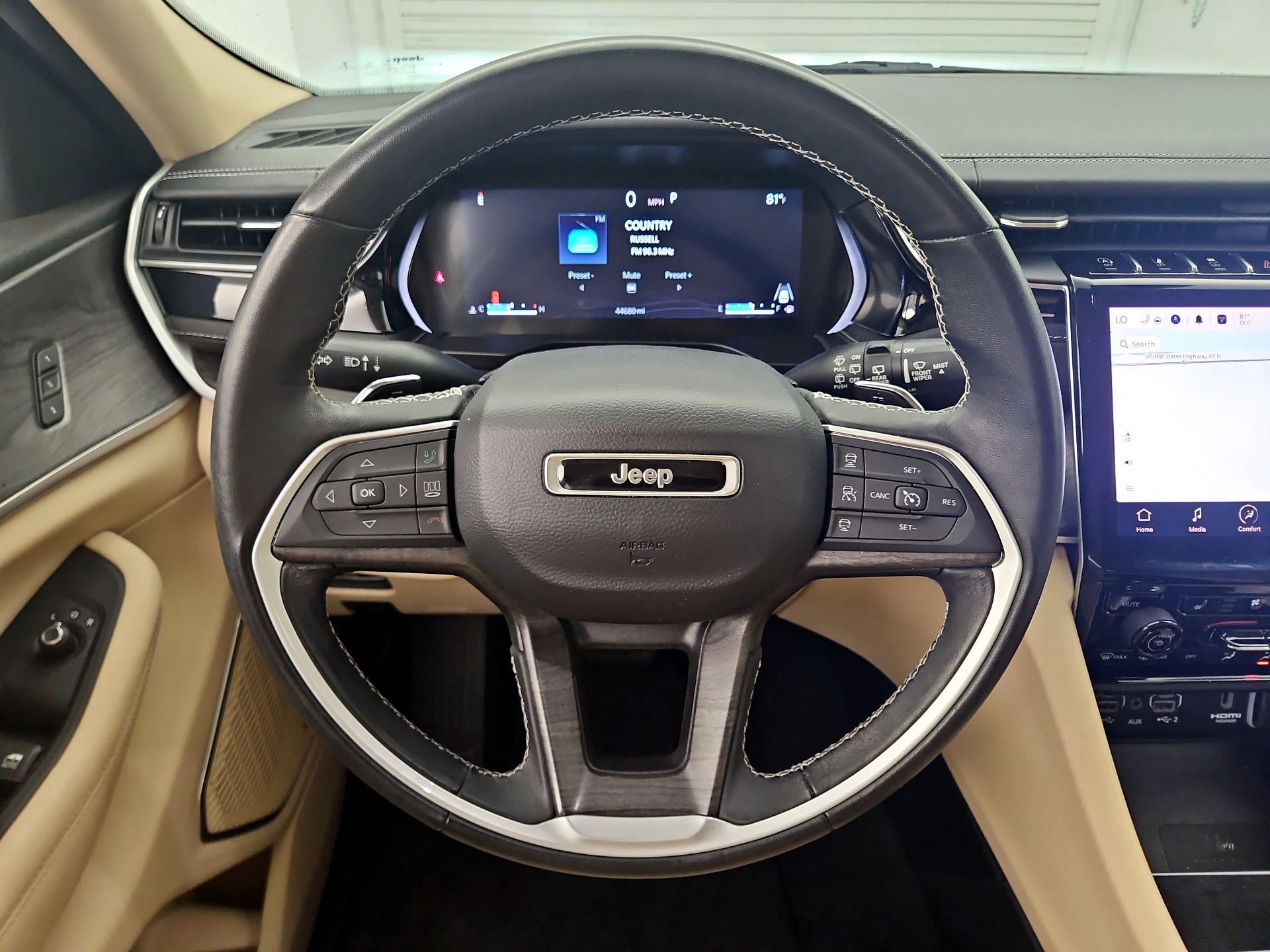 Thumbnail: 2022 Jeep Grand Cherokee - 10