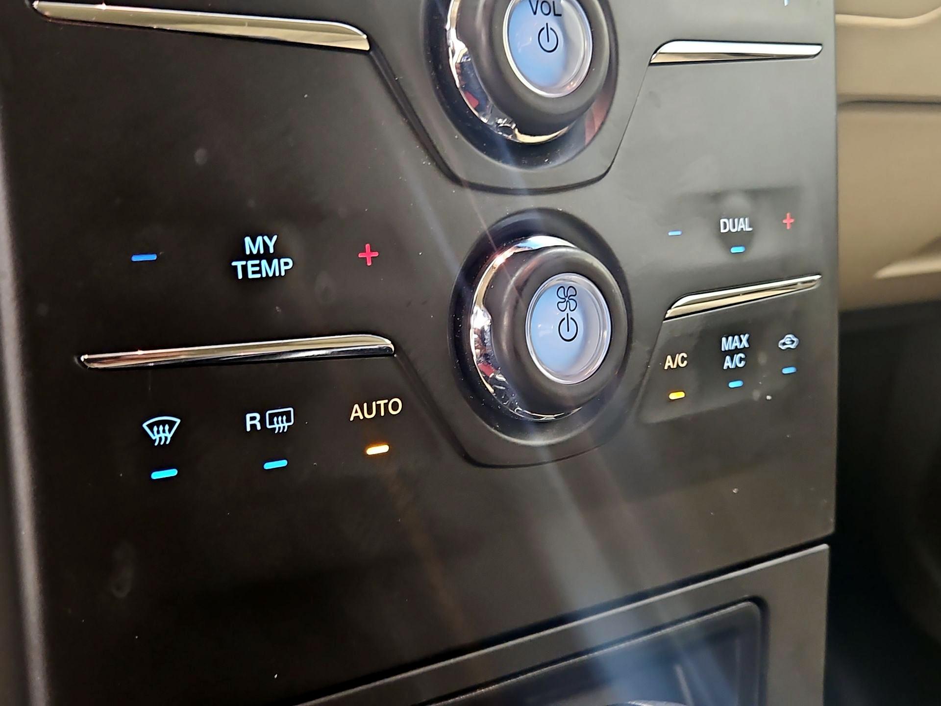 Thumbnail: 2018 Ford Flex - 17