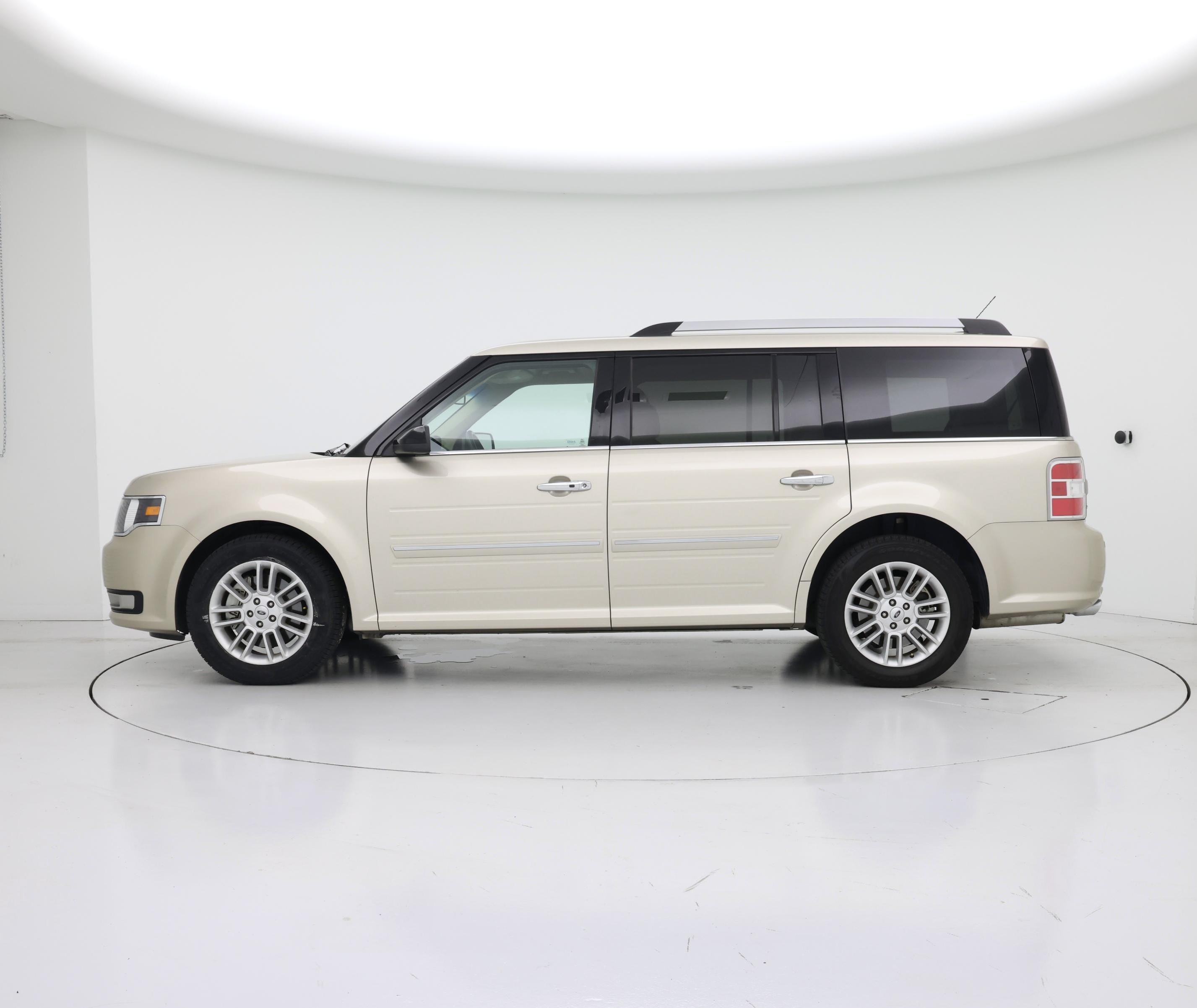 Thumbnail: 2018 Ford Flex - 3