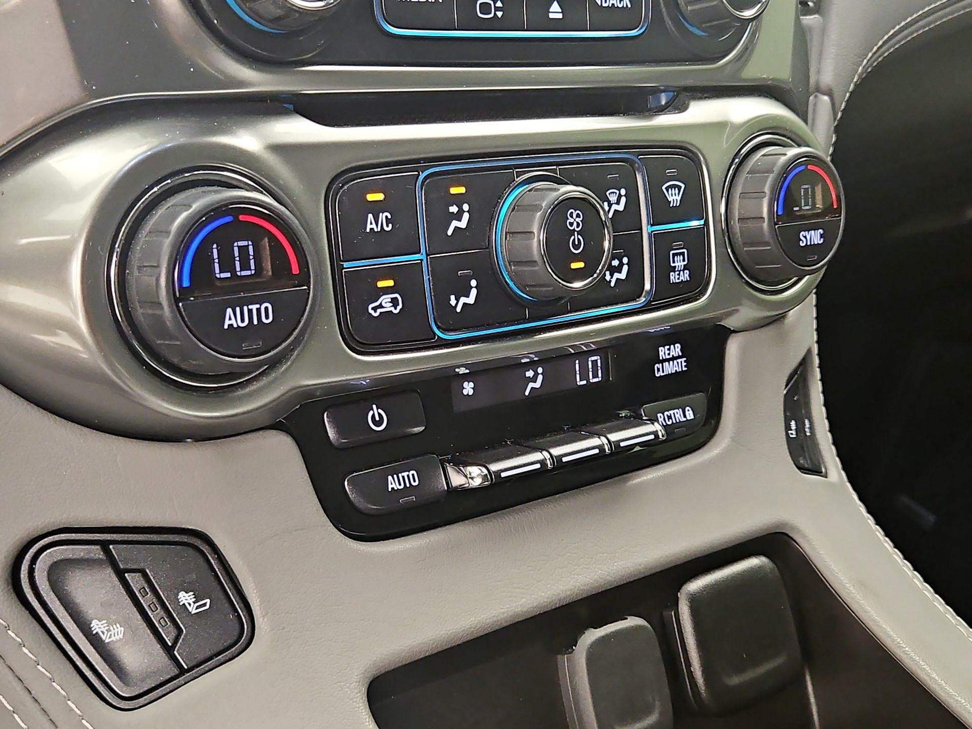 Thumbnail: 2019 Chevrolet Tahoe - 16