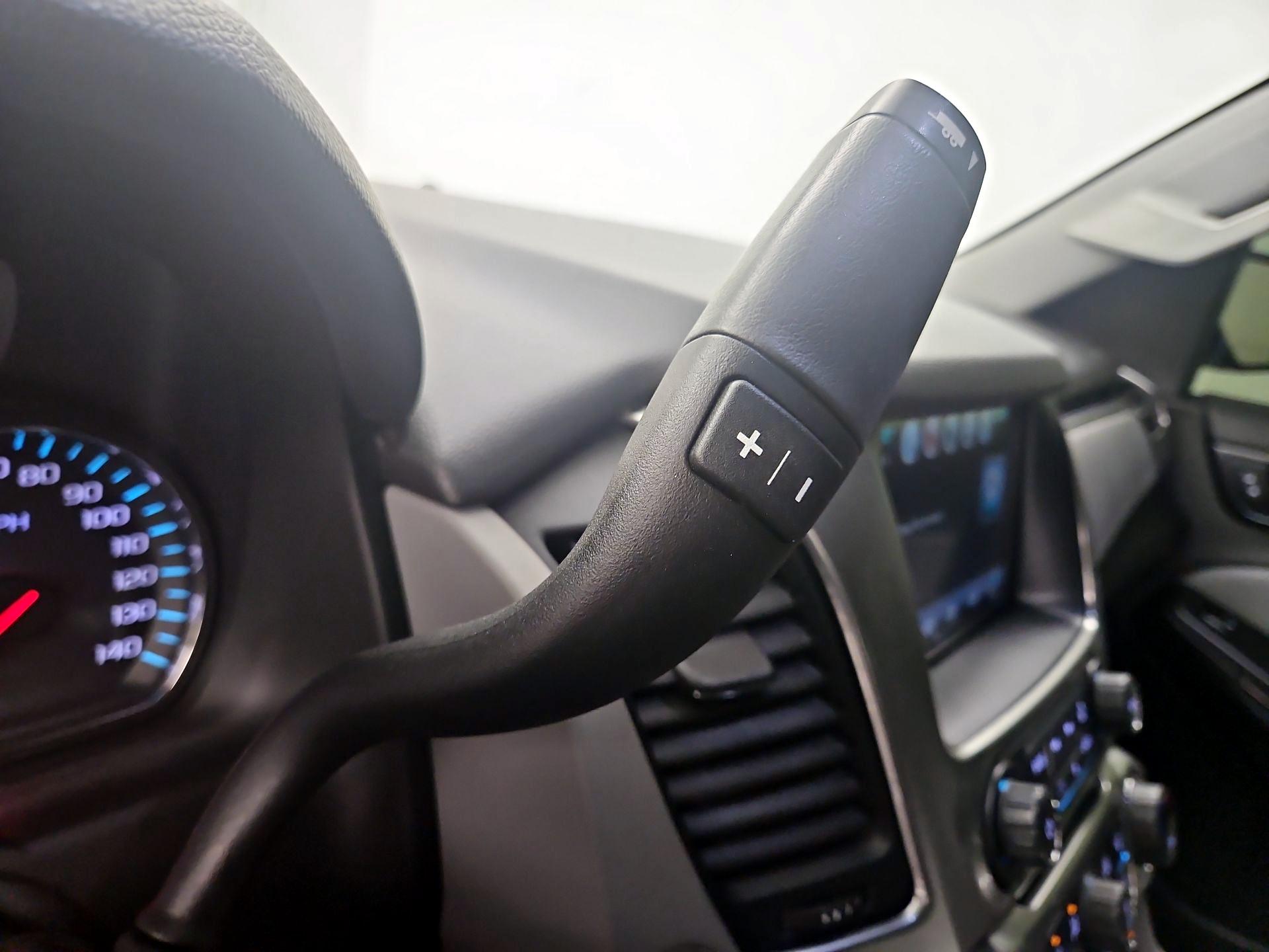 Thumbnail: 2019 Chevrolet Tahoe - 17