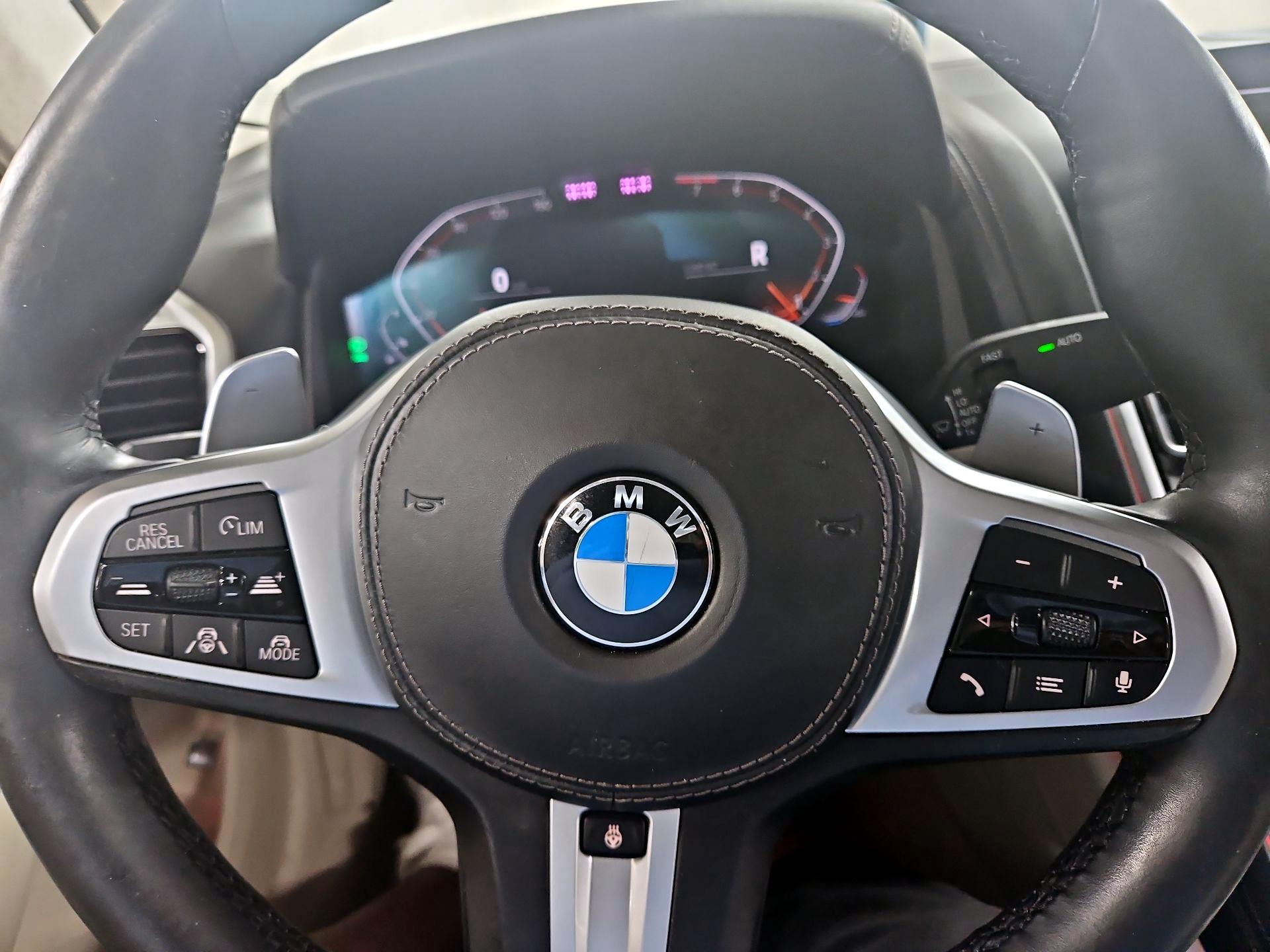 Thumbnail: 2022 BMW 8 Series - 10
