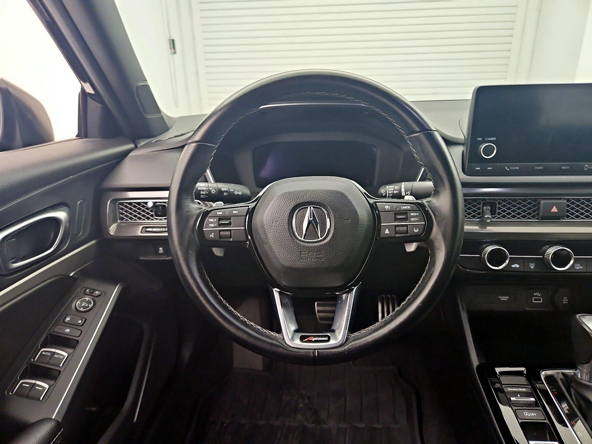 Thumbnail: 2023 Acura Integra - 10