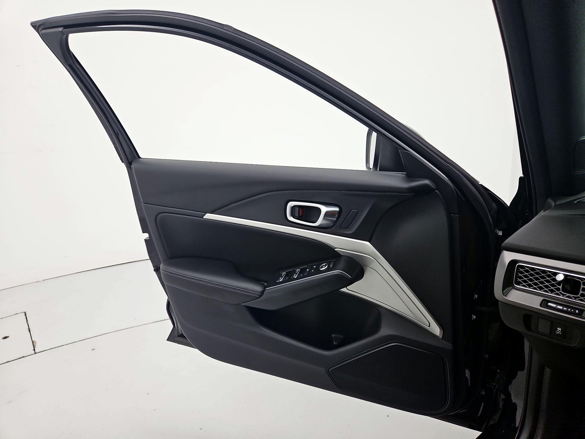 Thumbnail: 2023 Acura Integra - 12