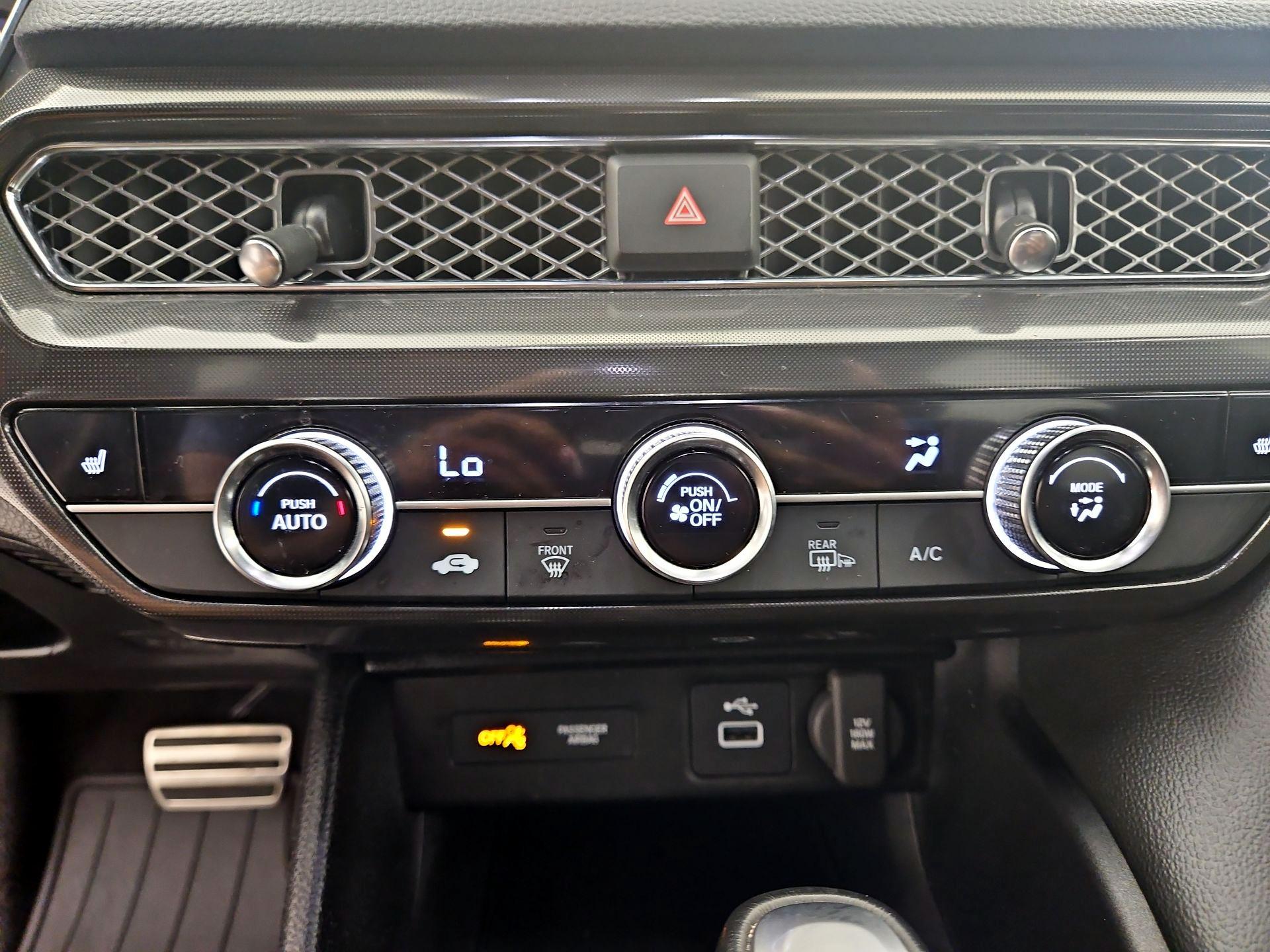 Thumbnail: 2023 Acura Integra - 16