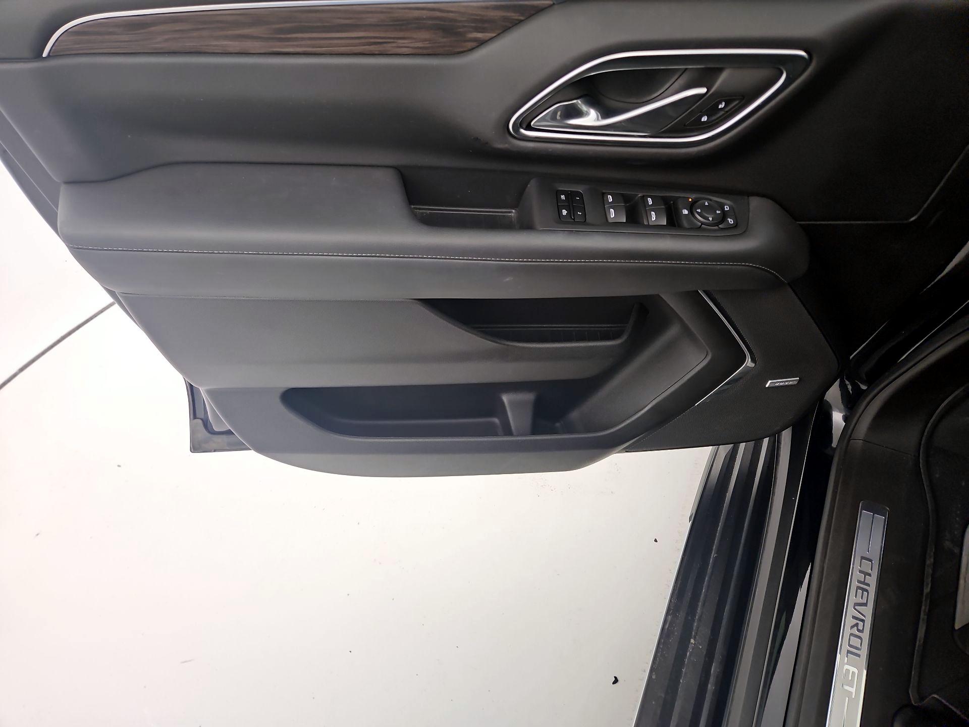 Thumbnail: 2021 Chevrolet Suburban - 12