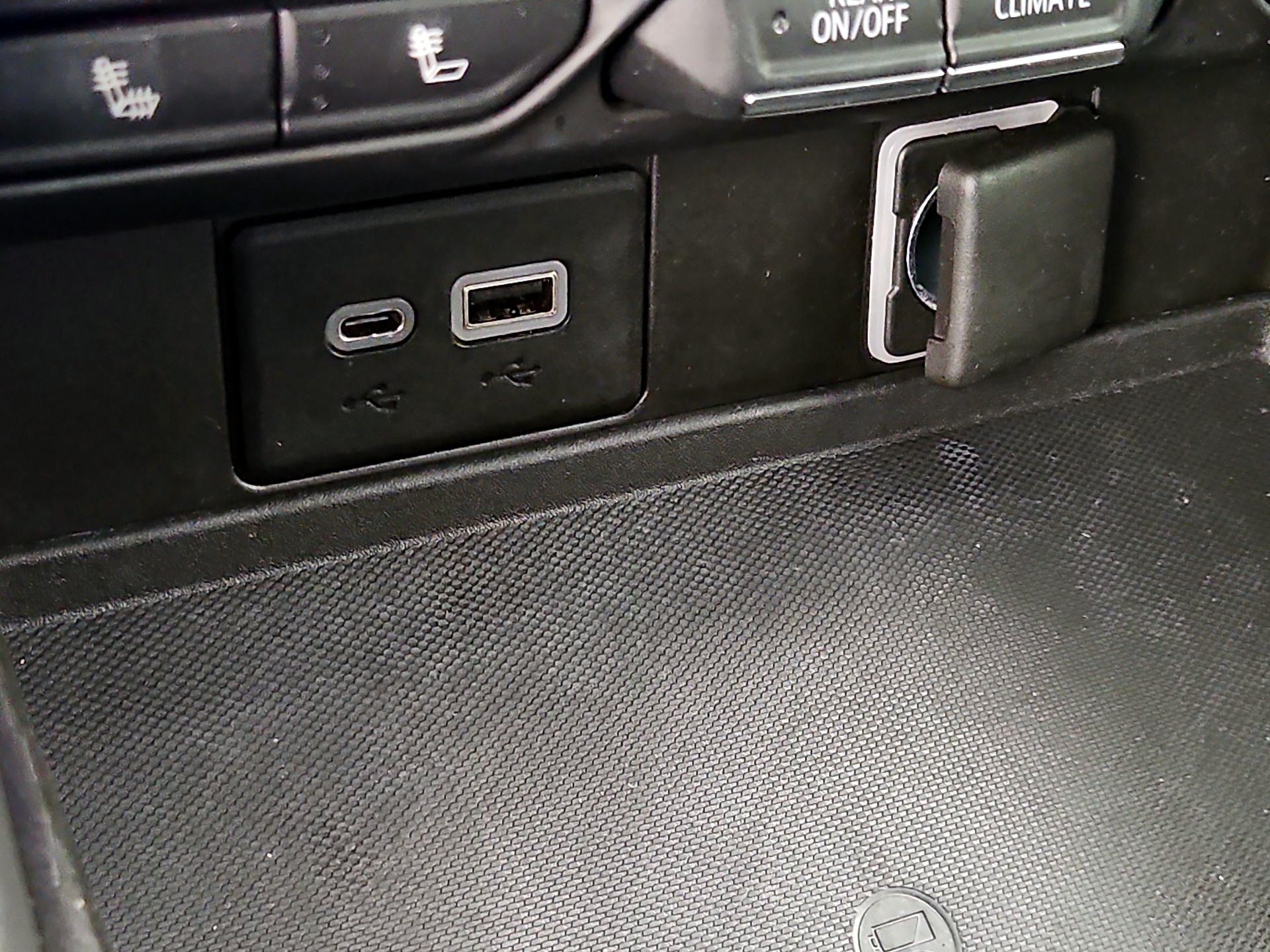 Thumbnail: 2021 Chevrolet Suburban - 19