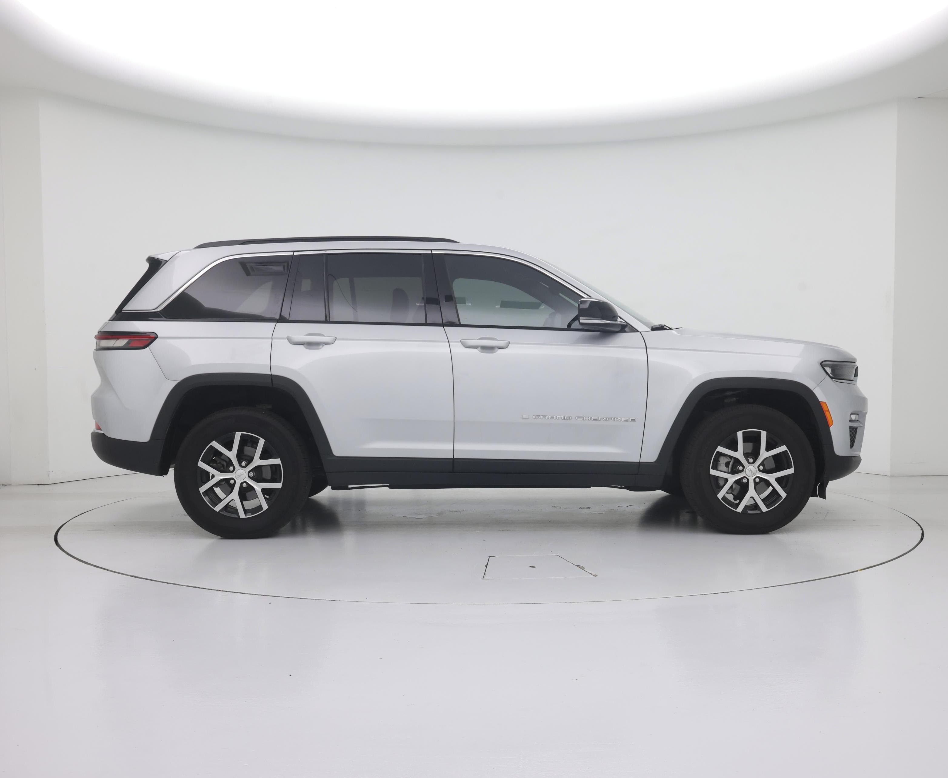 Thumbnail: 2024 Jeep Grand Cherokee - 7