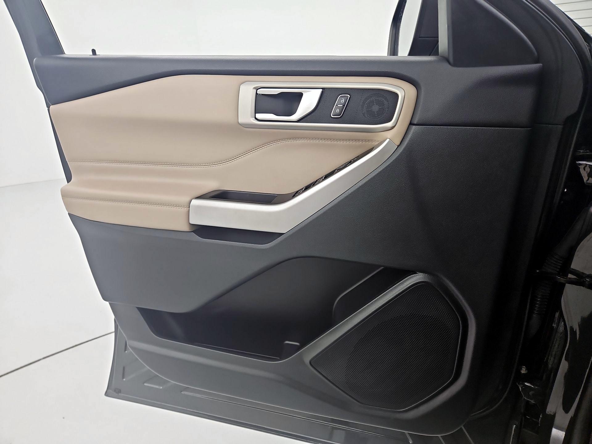 Thumbnail: 2023 Ford Explorer - 12