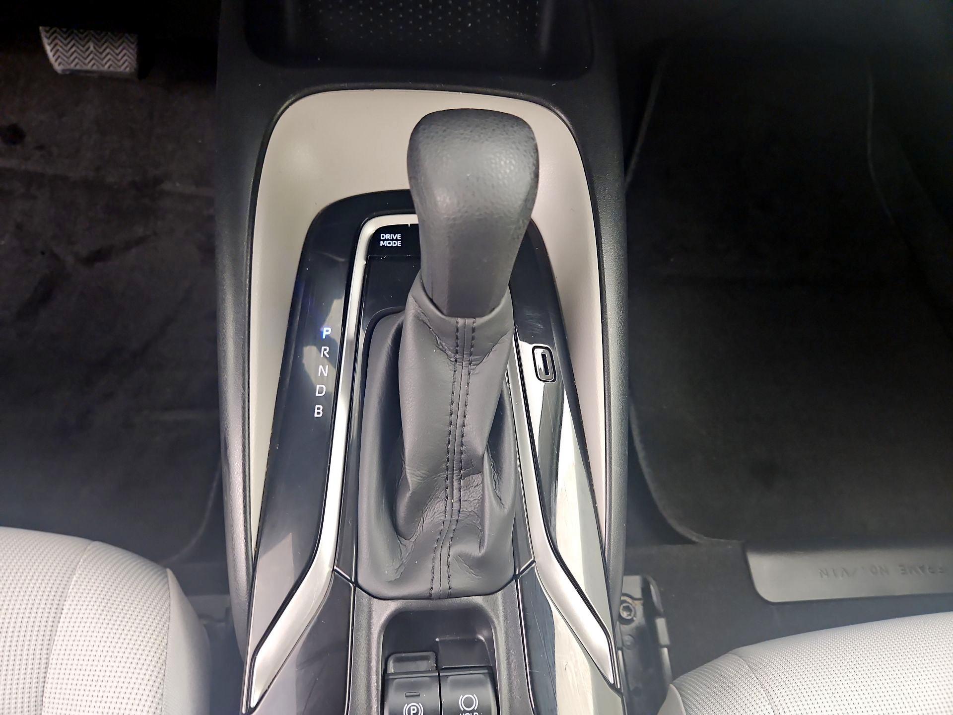 Thumbnail: 2022 Toyota Corolla - 17