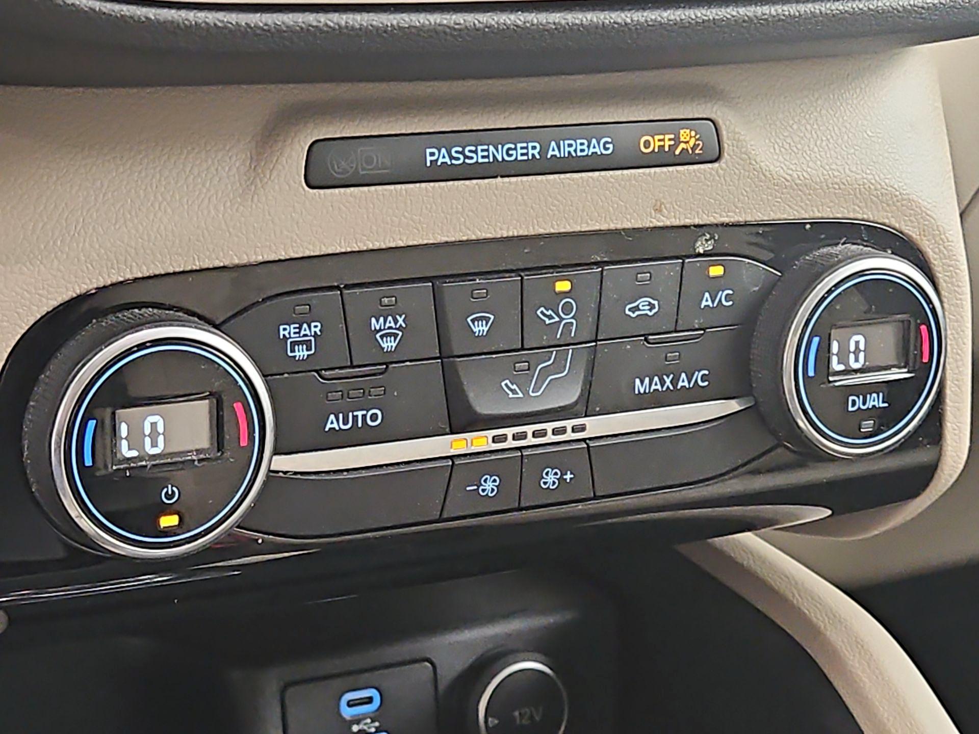 Thumbnail: 2021 Ford Escape - 16