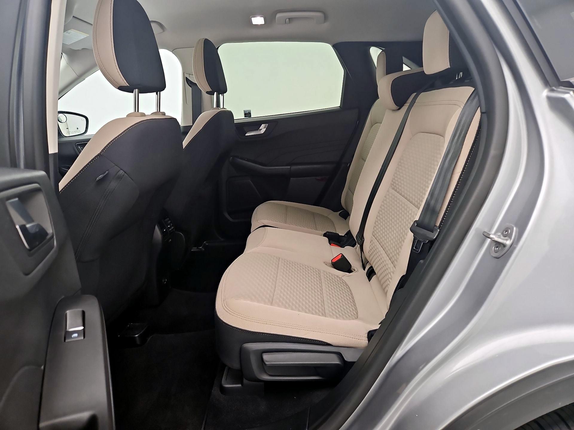 Thumbnail: 2021 Ford Escape - 19