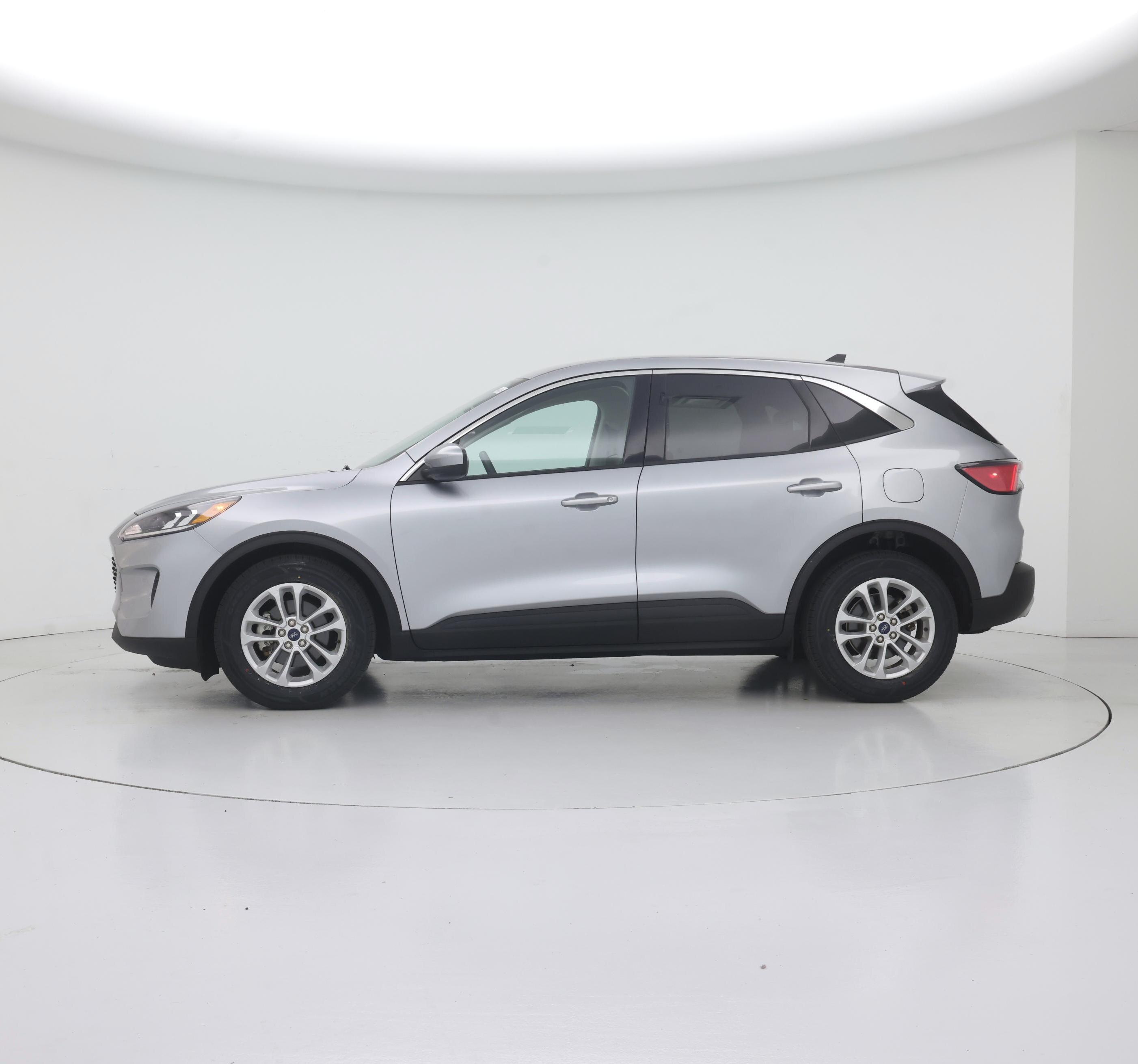 Thumbnail: 2021 Ford Escape - 3