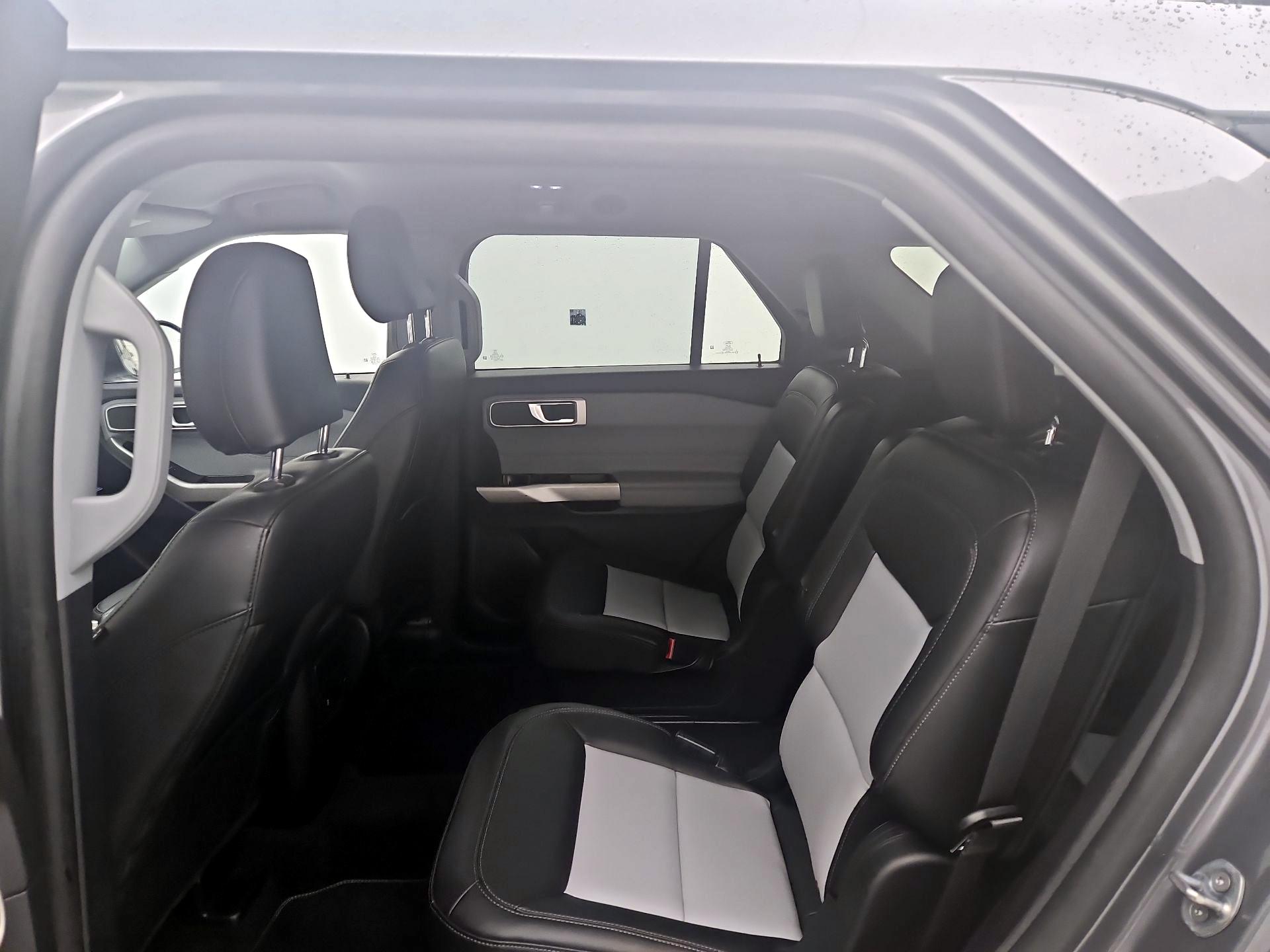 Thumbnail: 2022 Ford Explorer - 20