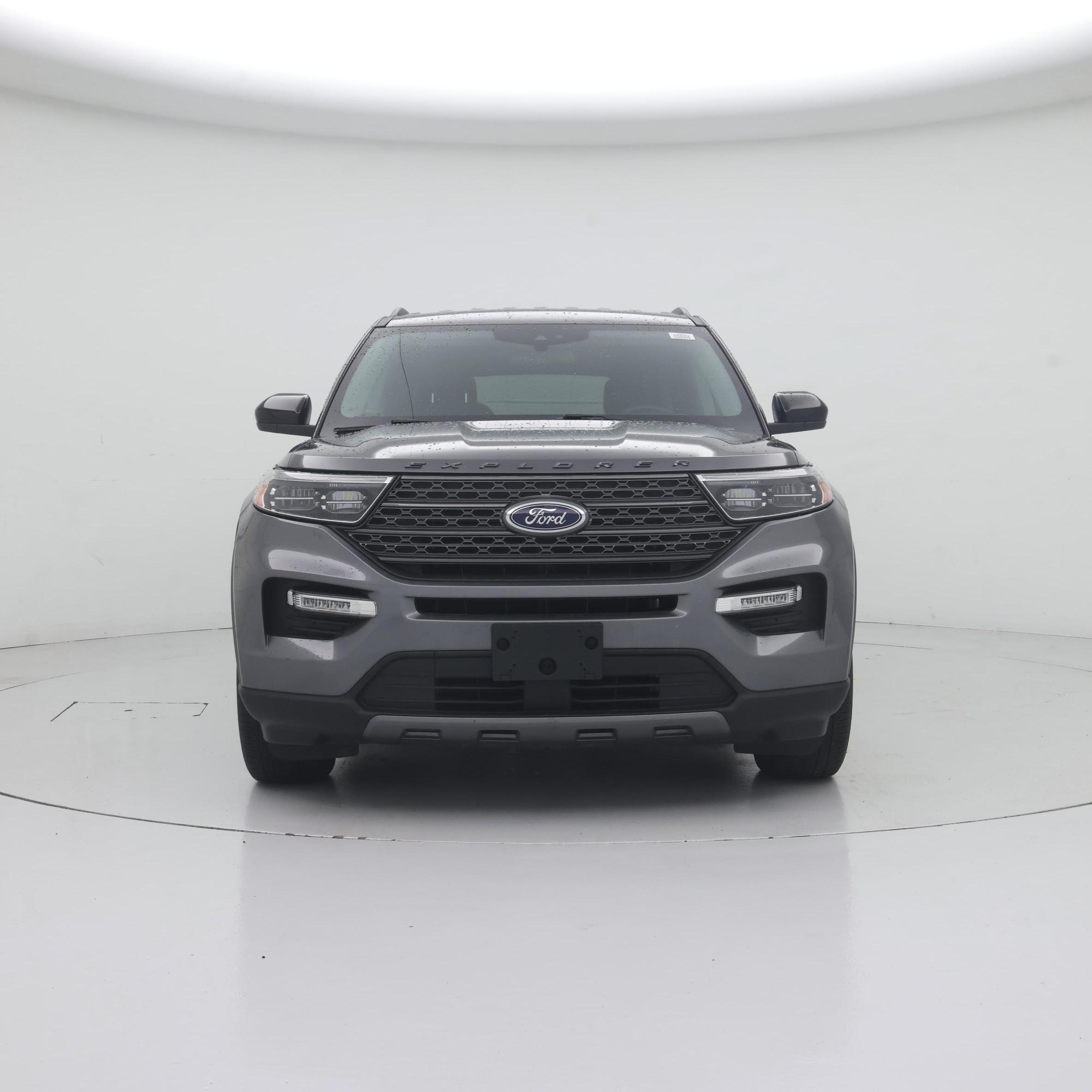 Thumbnail: 2022 Ford Explorer - 5