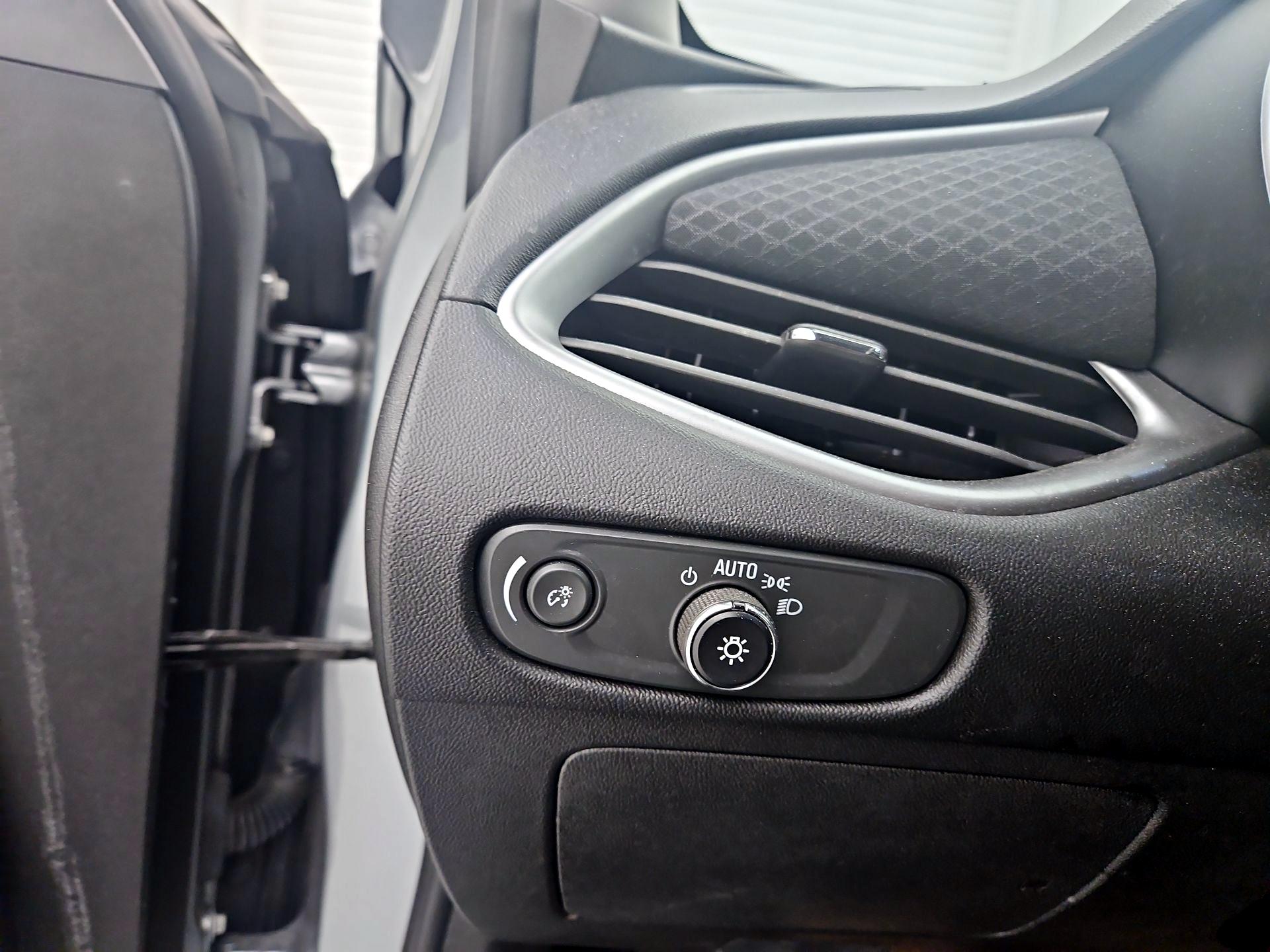 Thumbnail: 2024 Chevrolet Malibu - 13