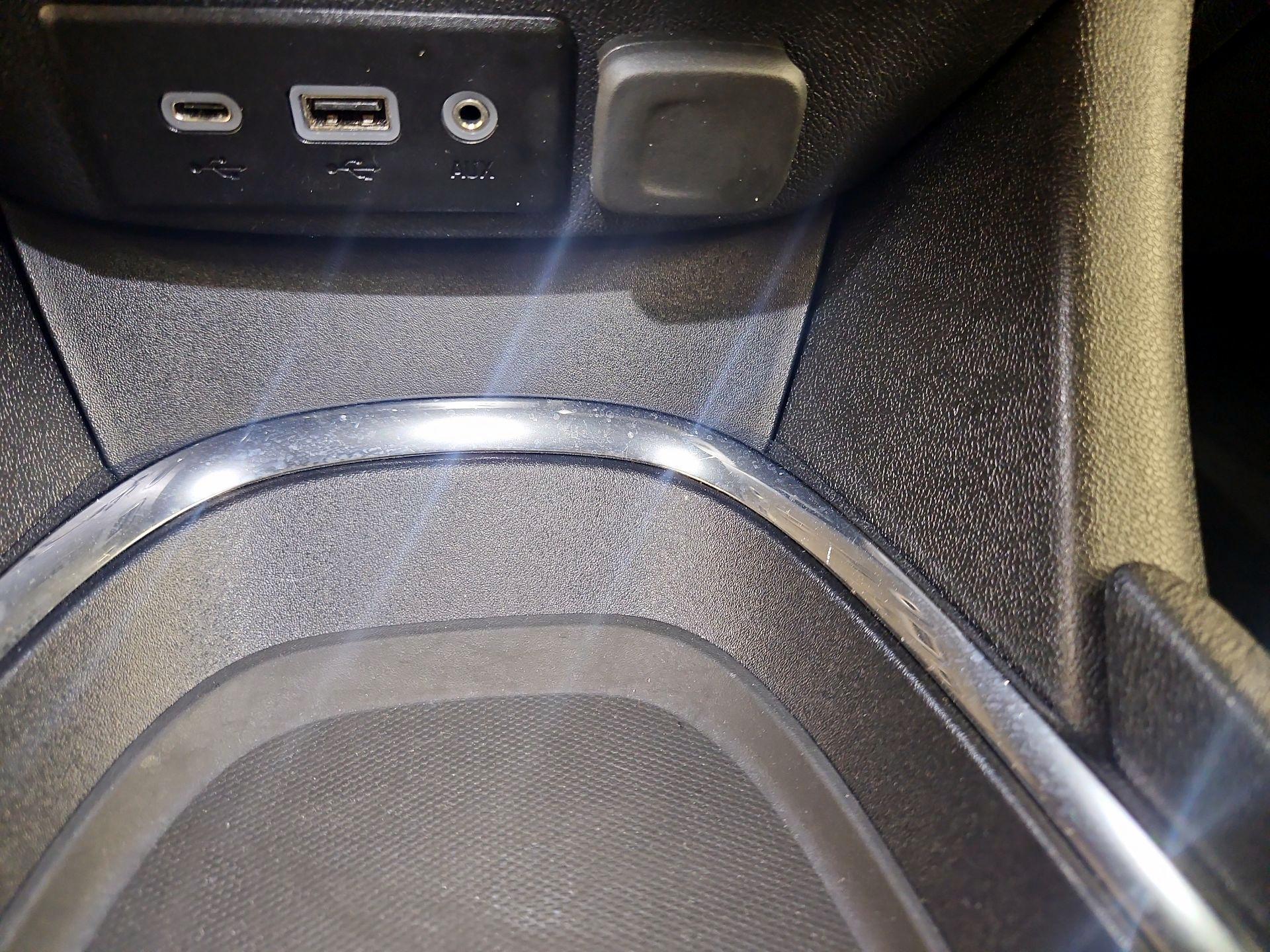 Thumbnail: 2024 Chevrolet Malibu - 18