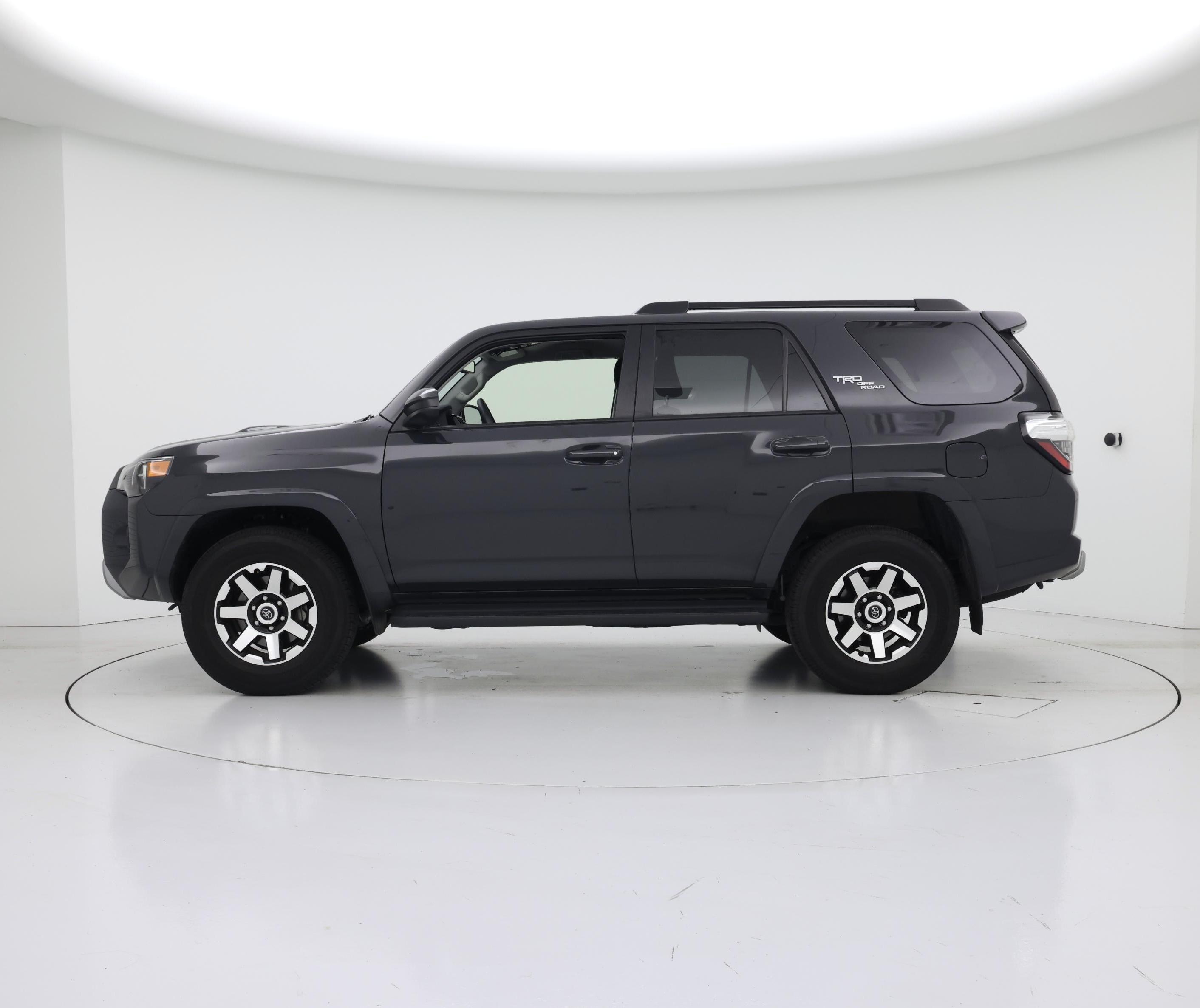 Thumbnail: 2024 Toyota 4Runner - 3